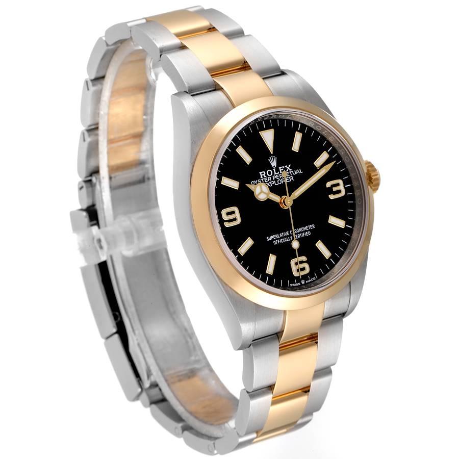 Rolex Explorer I Steel Yellow Gold Black Dial Mens Watch 124273 Box Card In Excellent Condition For Sale In Atlanta, GA