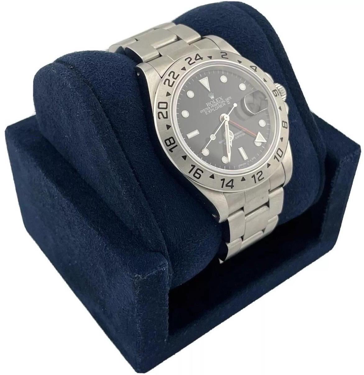 Rolex Explorer II 40mm 16570 Black Dial Stainless Steel GMT Date Mens Watch Bon état - En vente à Boca Raton, FL