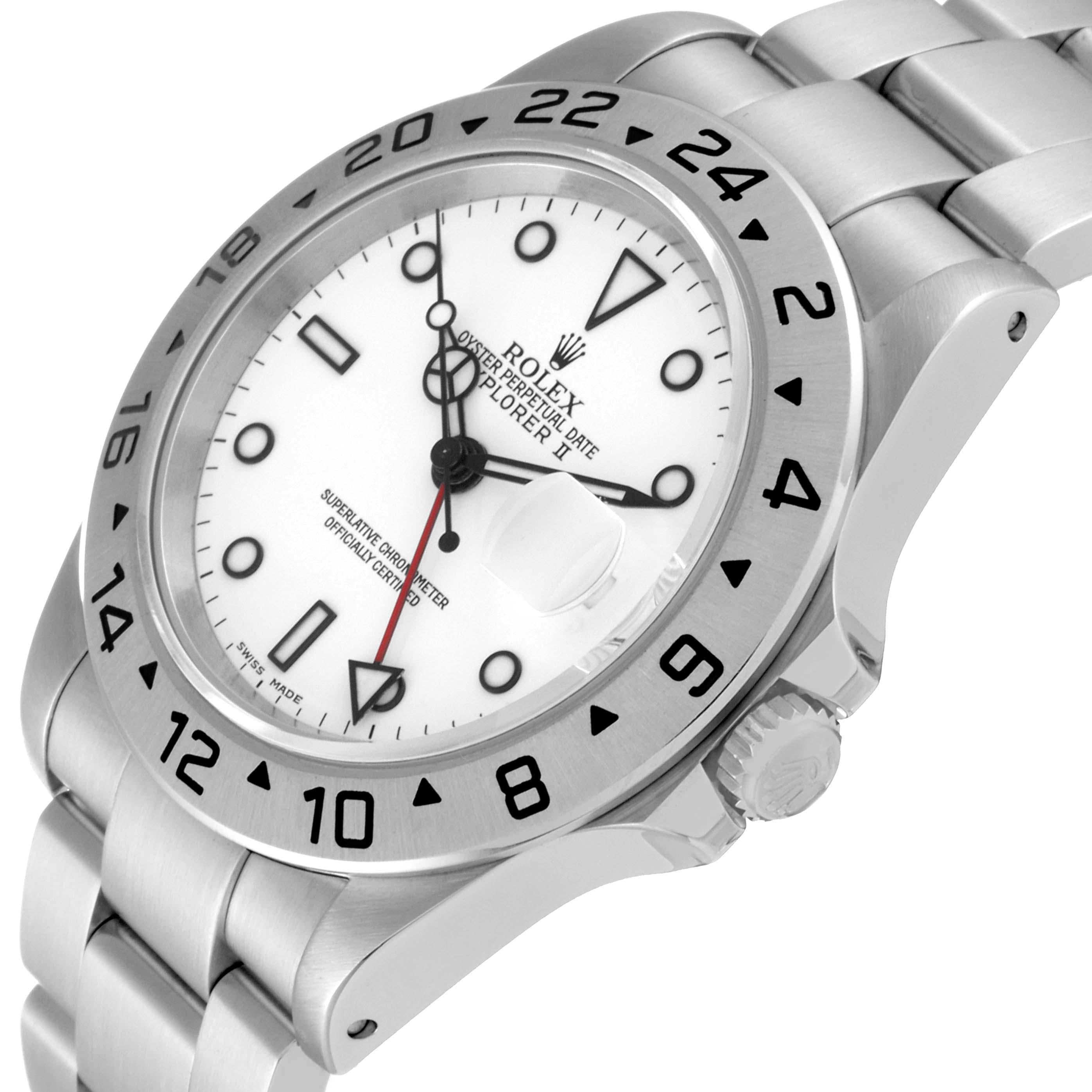 Rolex Explorer II 40mm Polar White Dial Steel Mens Watch 16570 In Excellent Condition In Atlanta, GA