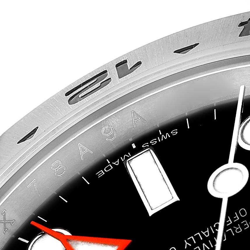 Rolex Explorer II 42 Black Dial Orange Hand Steel Mens Watch 216570 Box Card. Mouvement automatique à remontage automatique, officiellement certifié chronomètre. Boîtier en acier inoxydable de 42 mm de diamètre. Logo Rolex sur la couronne. Lunette