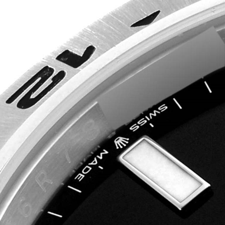 Rolex Explorer II 42mm schwarzes Zifferblatt Stahl Herrenuhr 226570. Offiziell zertifiziertes Chronometerwerk mit automatischem Aufzug. Gehäuse aus Edelstahl mit einem Durchmesser von 42 mm. Rolex Logo auf der Krone. Lünette aus Edelstahl mit