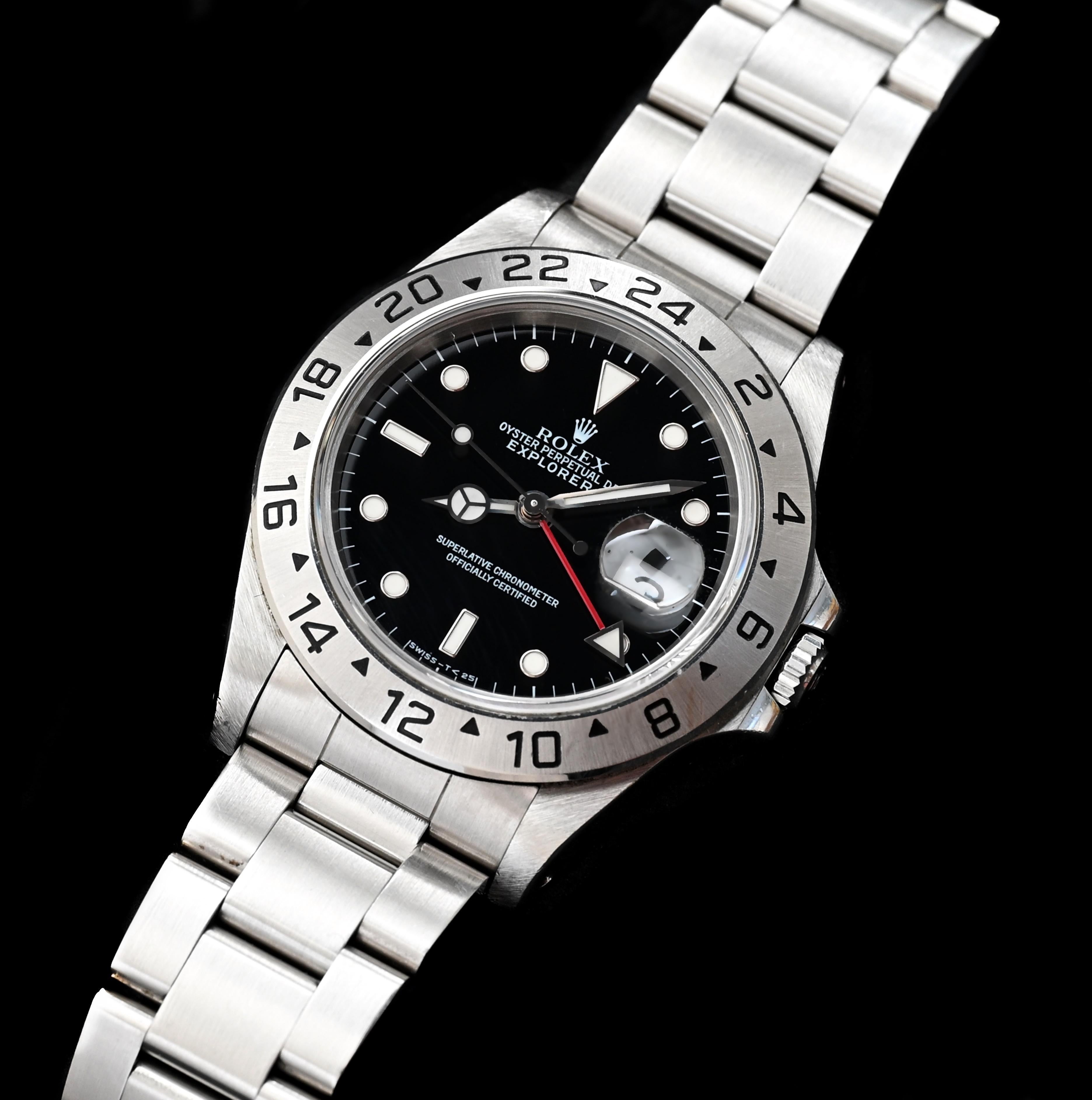 Rolex Explorer II Schwarzes Zifferblatt 16570 Stahl-Automatikuhr mit Originalpapier 1993 im Zustand „Gut“ in Central & Western District, HK