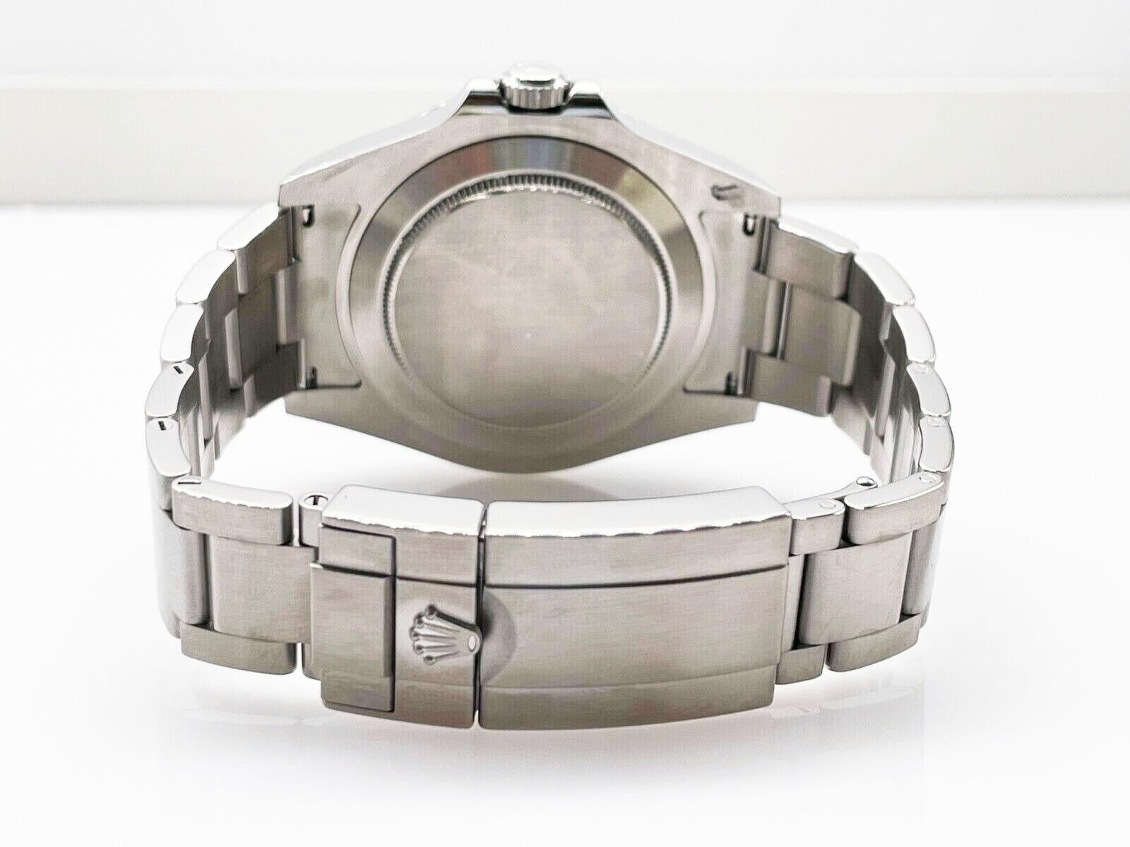 explorer 2 white face