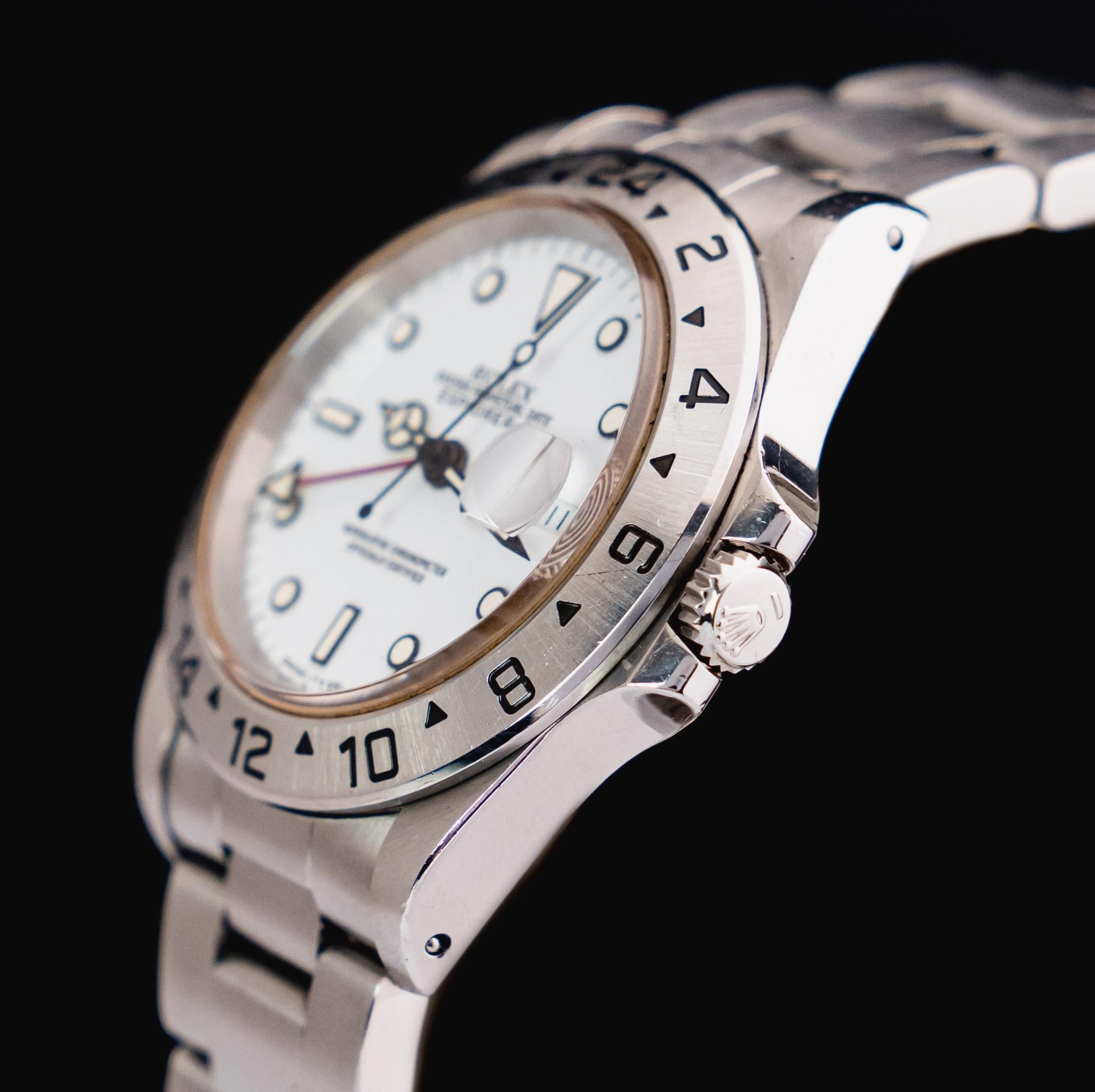 Women's or Men's Rolex Explorer II White Dial Creamy 16570 Steel Automatic Watch 1995 For Sale