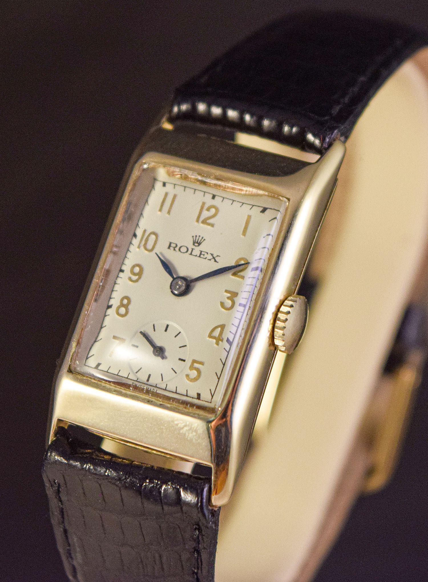 Rolex Äußerst seltene rechteckige Uhr aus massivem Gold 1930er Jahre im Angebot 4