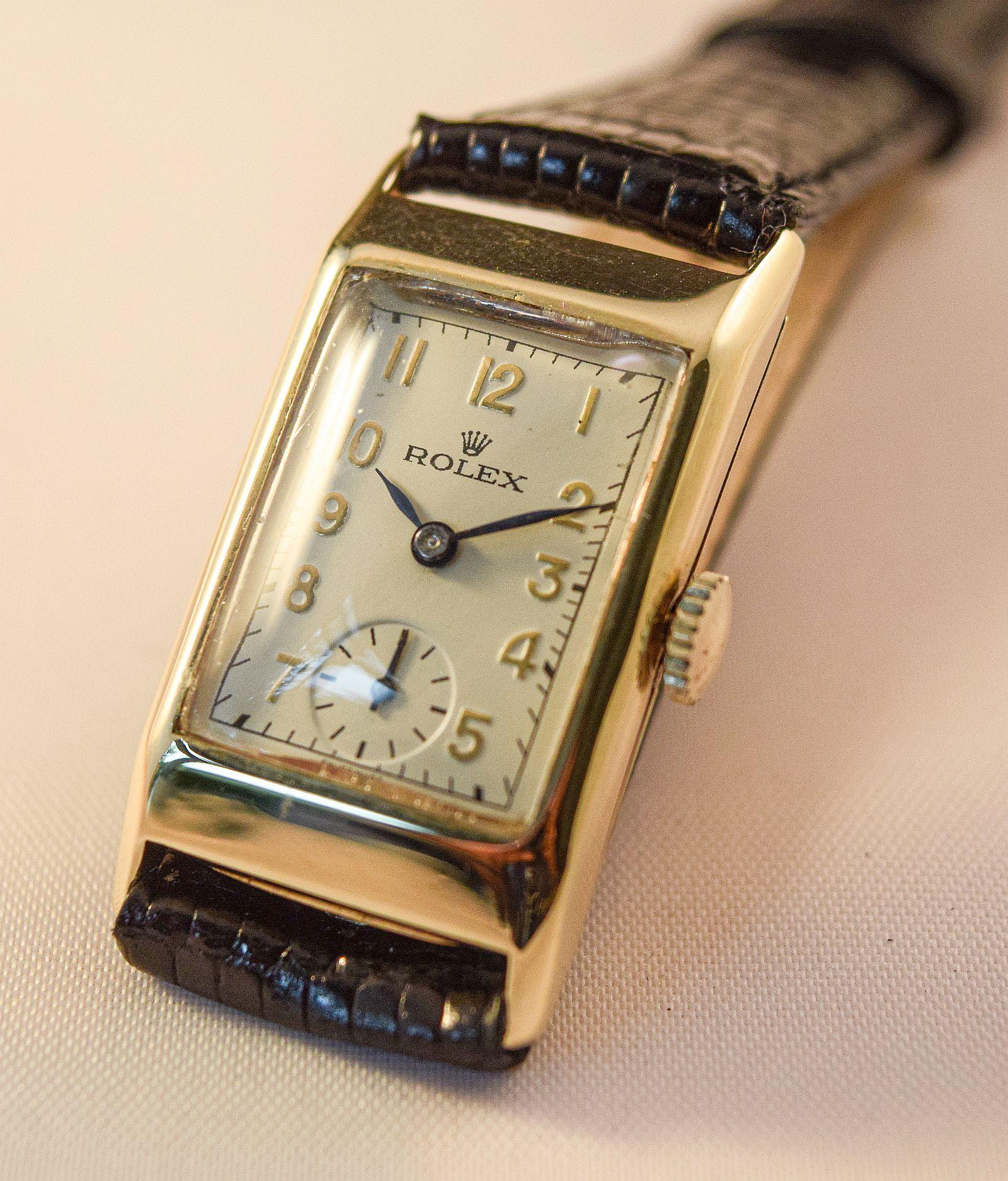 Rolex Äußerst seltene rechteckige Uhr aus massivem Gold 1930er Jahre im Angebot 1