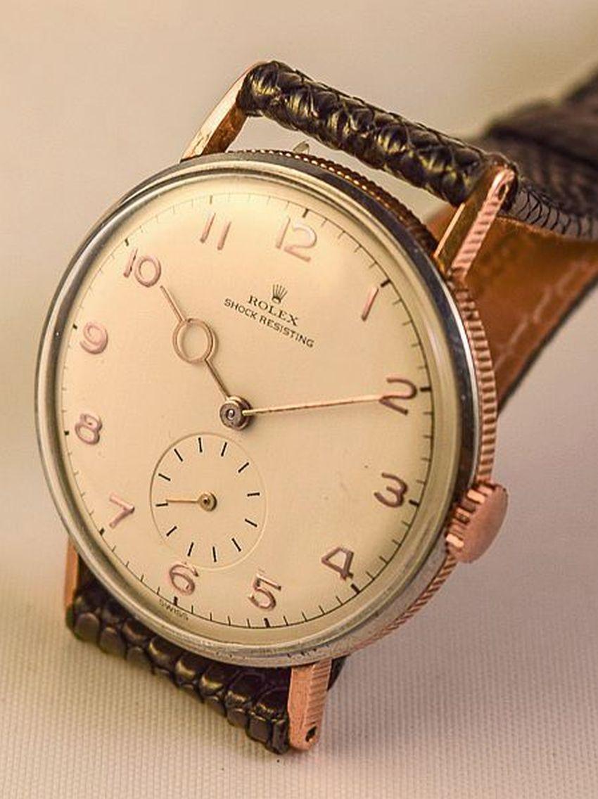 Rolex Extremely Rare Vintage Pink Gold and Steel Combination In Good Condition In London, GB