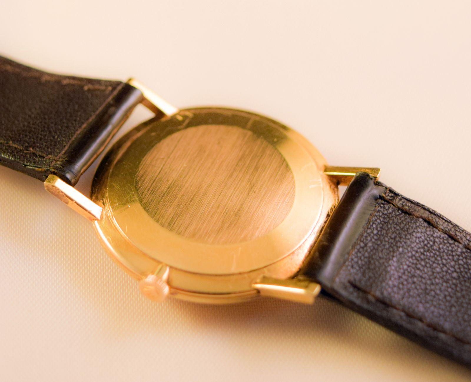 Rolex Geneve a very elegant 18 karat extra slim watch For Sale 3