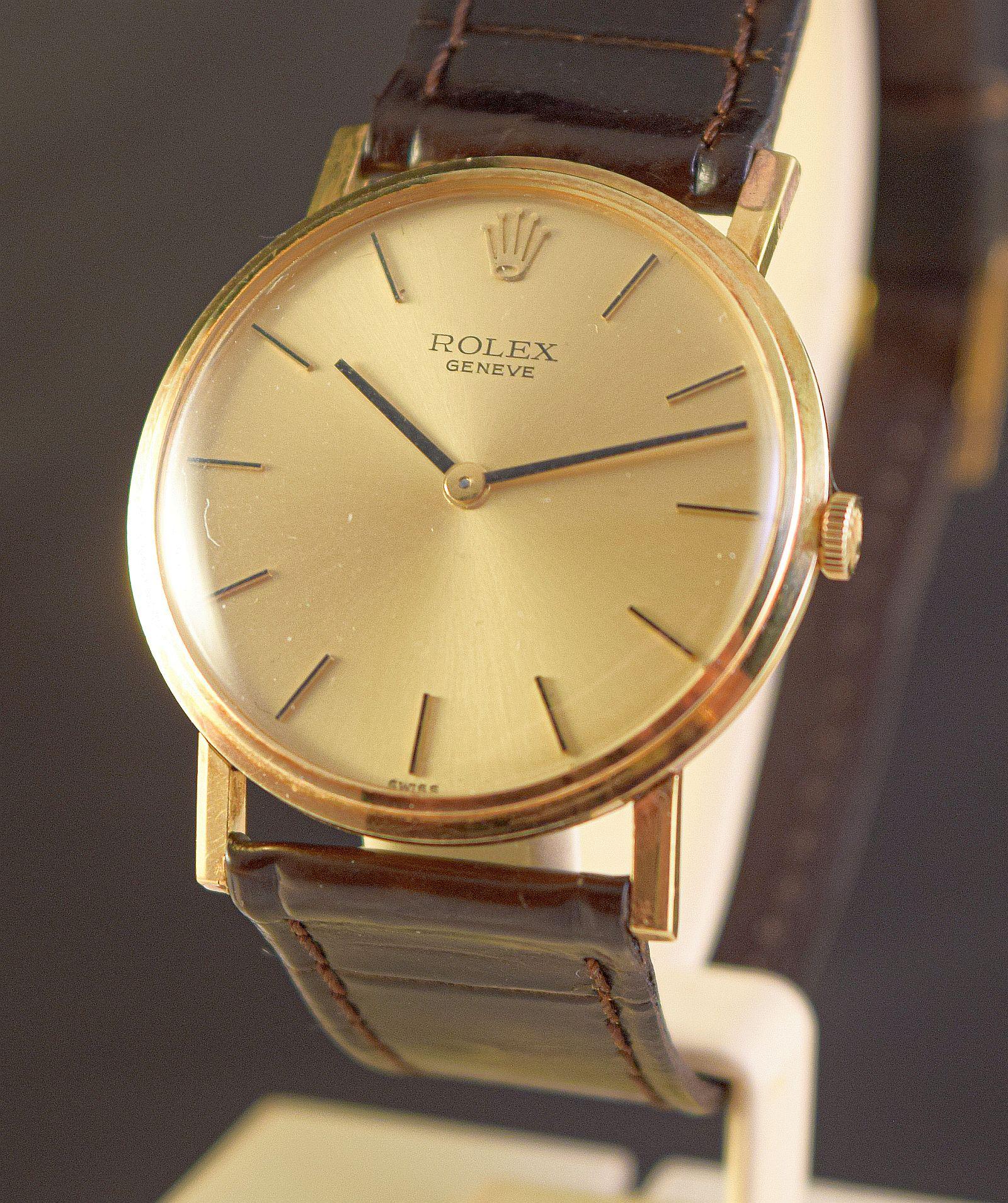 Rolex Geneve une montre très élégante et extra fine en or 18 carats en vente 4
