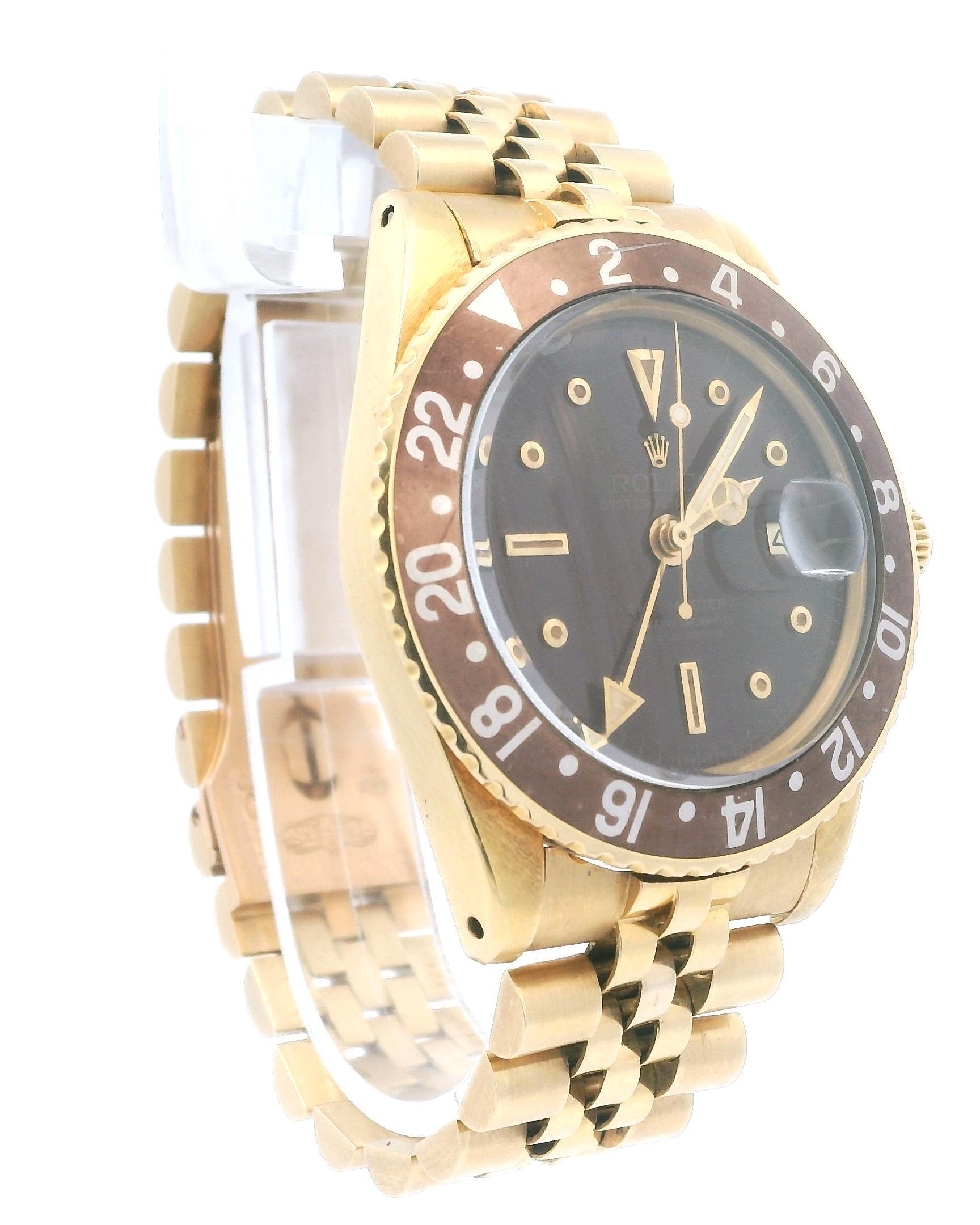 Rolex GMT-Master 1675 Gloss Brown Nipple Dial 18K Yellow Gold Vintage Watch In Good Condition For Sale In Great Neck Plaza, NY