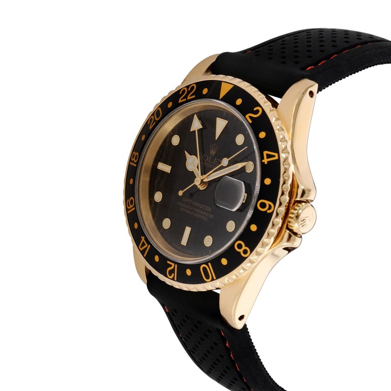 Rolex GMT-Master 16758 Men's Watch in Yellow Gold In Excellent Condition For Sale In New York, NY