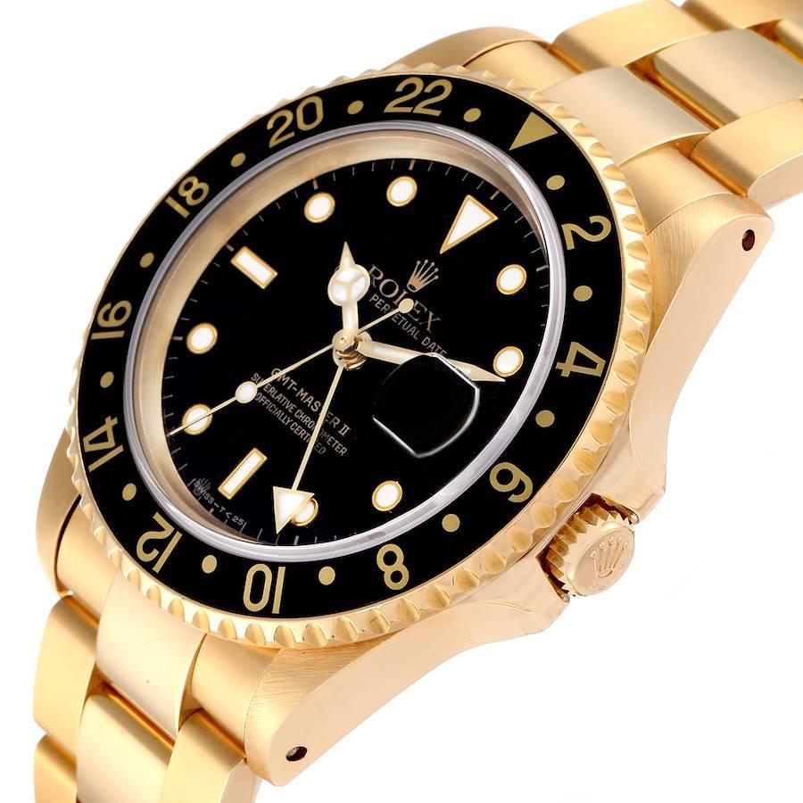 Rolex GMT Master 18K Gelbgold Schwarzes Zifferblatt Herrenuhr 16718 Box Service Karte im Angebot 2