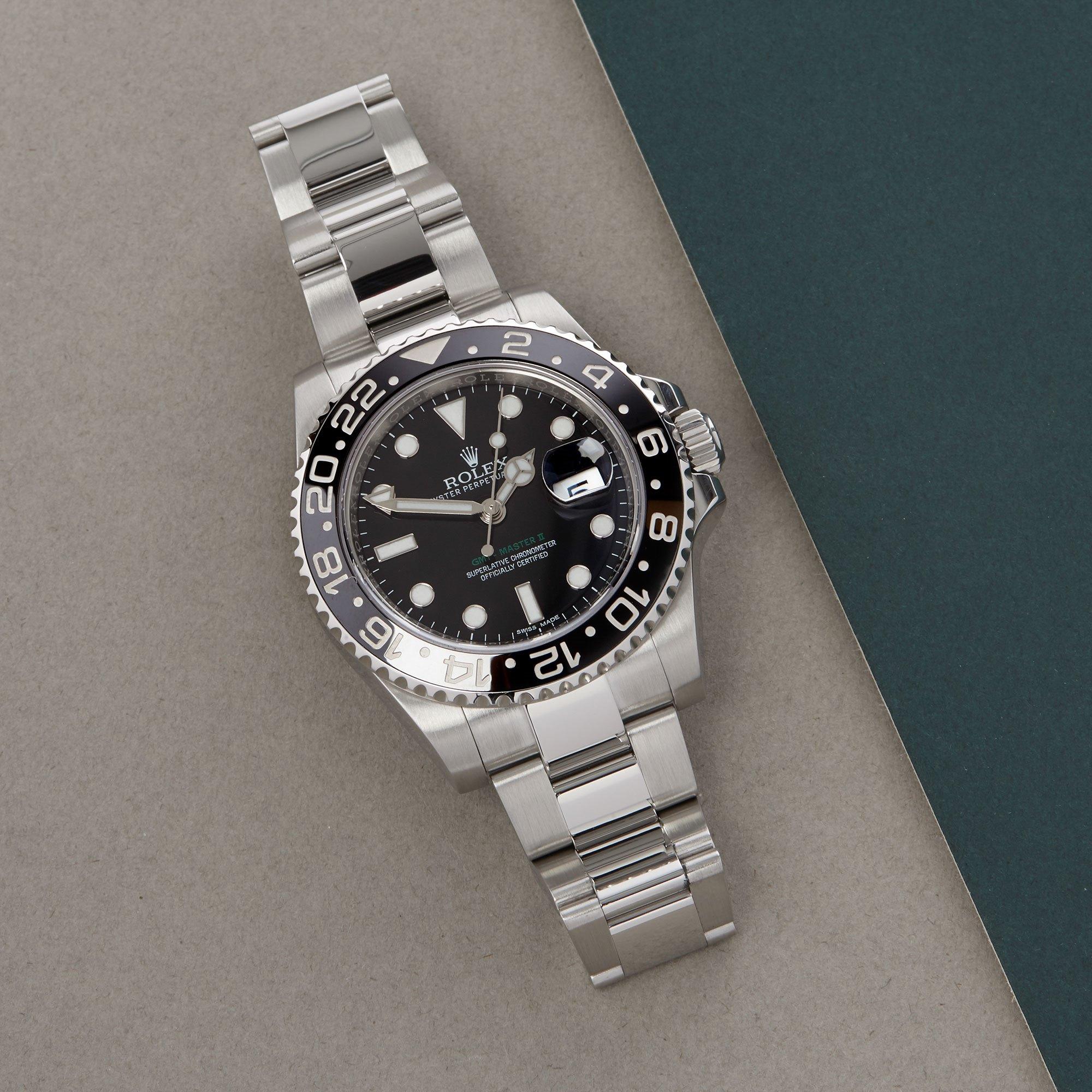 Xupes Reference: W007966
Manufacturer: Rolex
Model: GMT-Master II
Model Variant: 0
Model Number: 116710LN
Age: 13-02-2015
Gender: Men
Complete With: Rolex Box, Manuals, Guarantee, Hand Tag, Card Holder & Guarantee Card 
Dial: Black Baton
Glass: