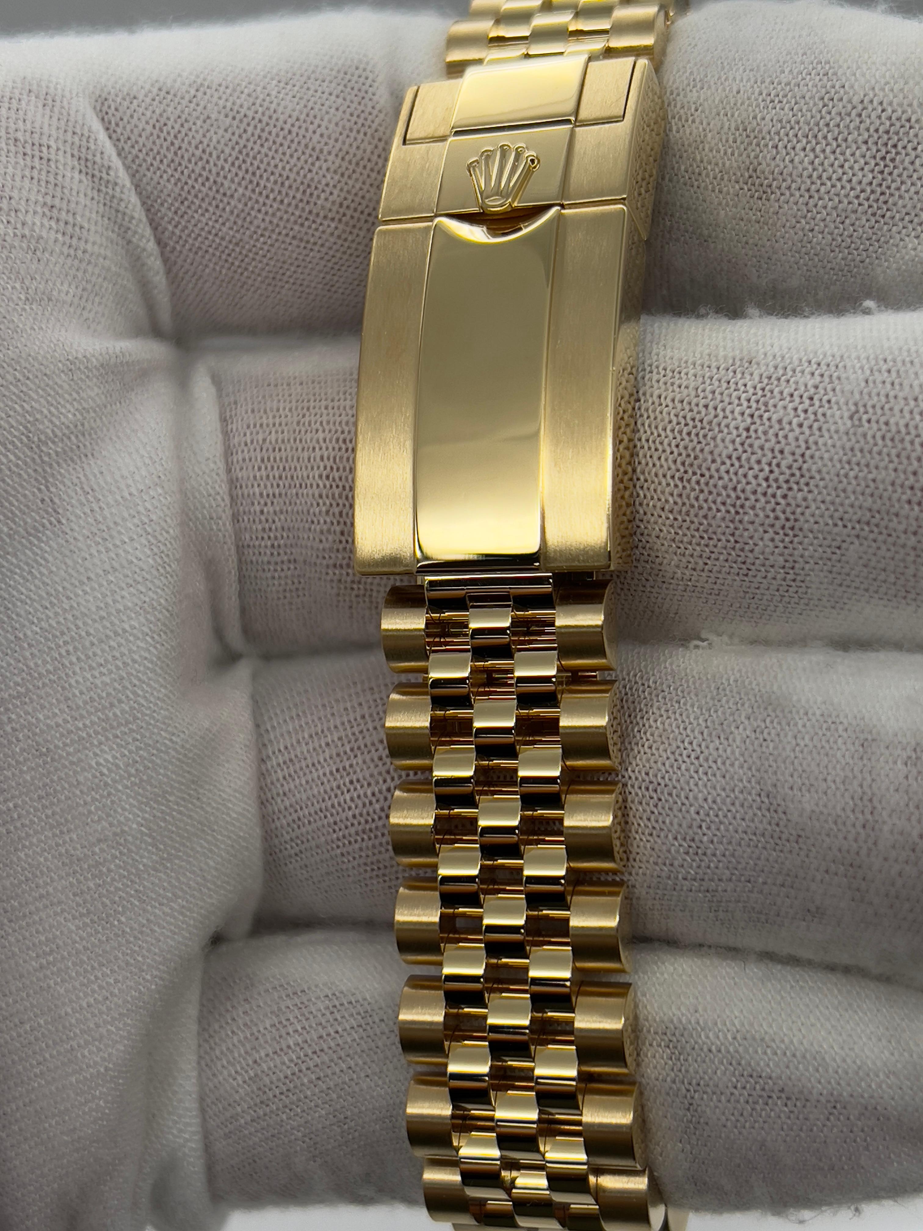 Rolex GMT Master II 126718GRNR 40mm 18K Gelbgold Jubiläumsband Box Papier 2023 7