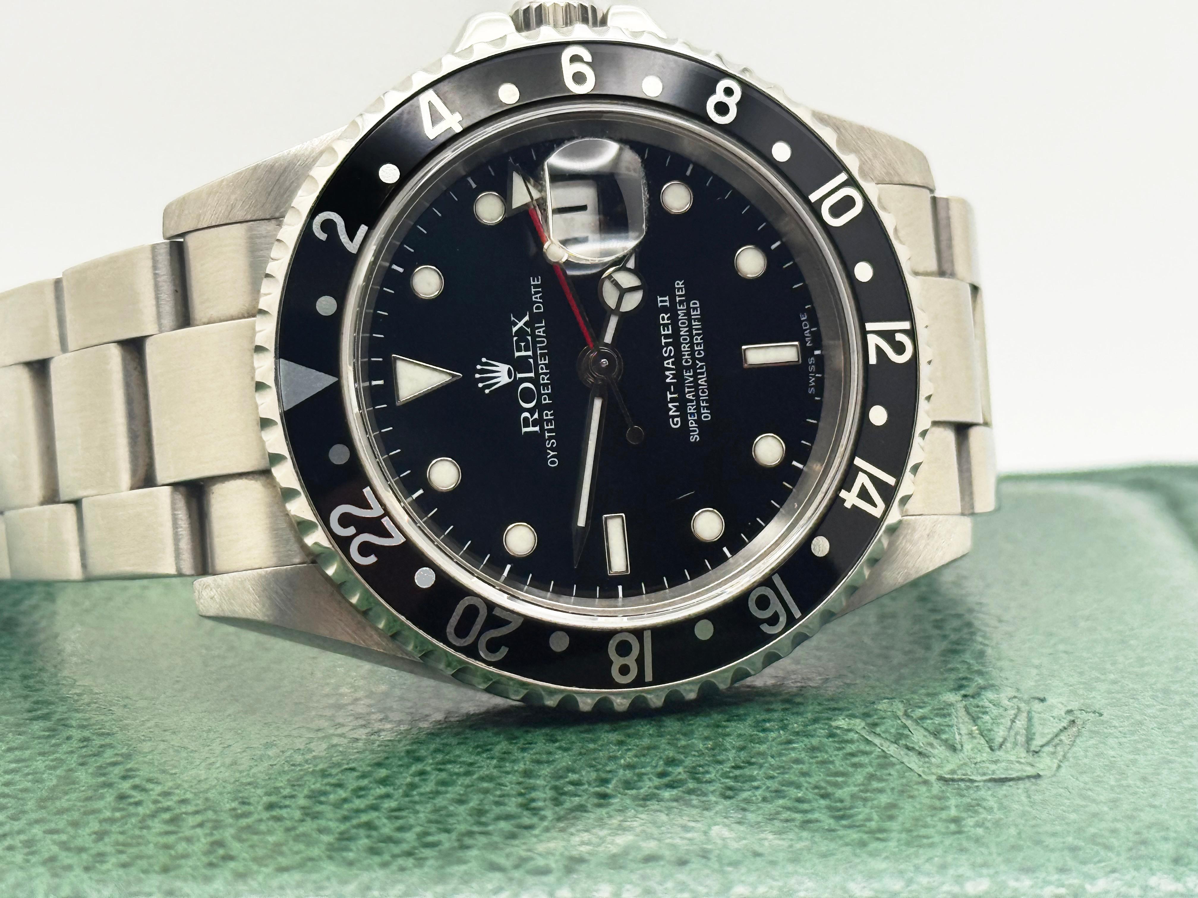 Men's Rolex GMT-Master II 16710 Black Stainless Steel Box Paper 40mm 2006 For Sale