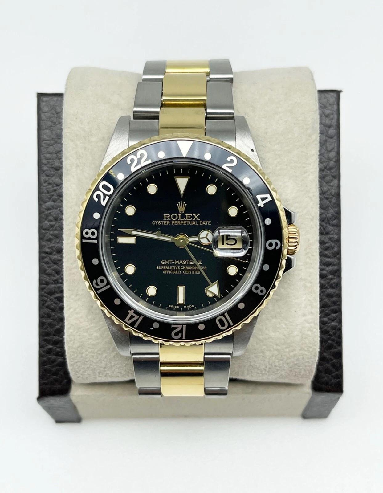 Rolex GMT Master II 16713 Schwarzes Zifferblatt 18K Gelbgold Stahl 40mm Box Papier 2006 Herren im Angebot