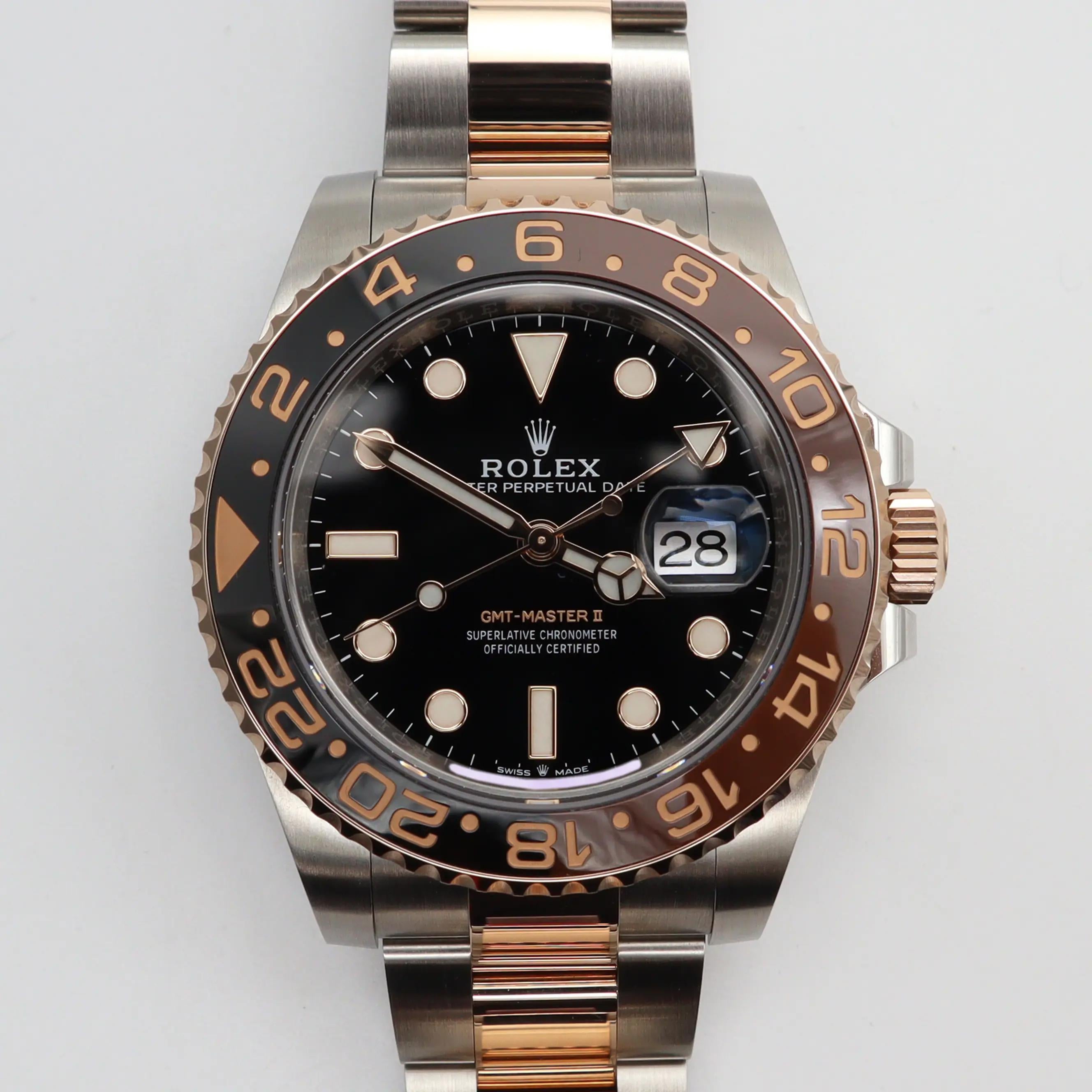 Rolex GMT-Master II 18K Rose Gold Steel Black Dial Mens Watch 126711CHNR en vente 3