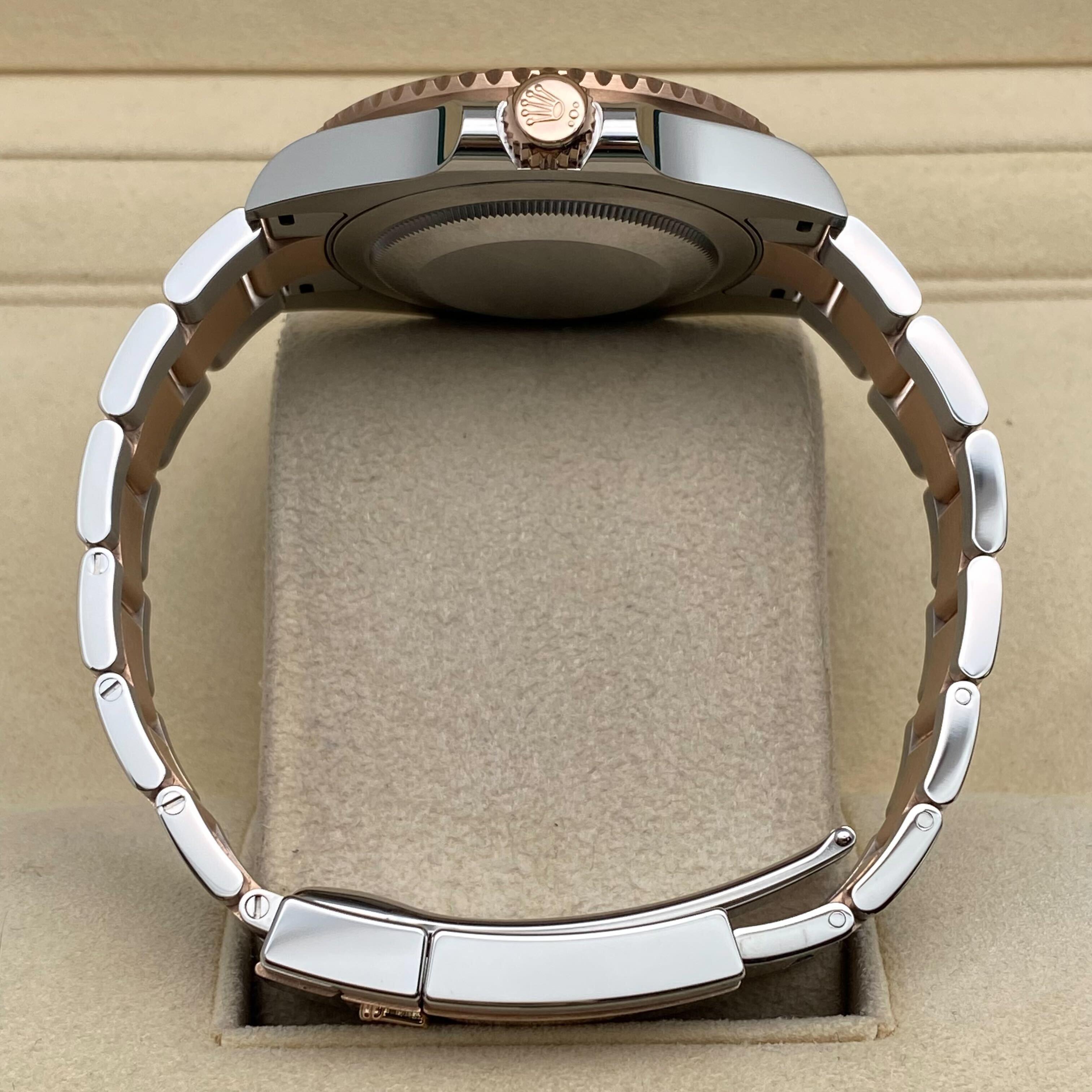 Rolex GMT-Master II 18K Roségold Stahl Schwarzes Zifferblatt Herrenuhr 126711CHNR im Angebot 6