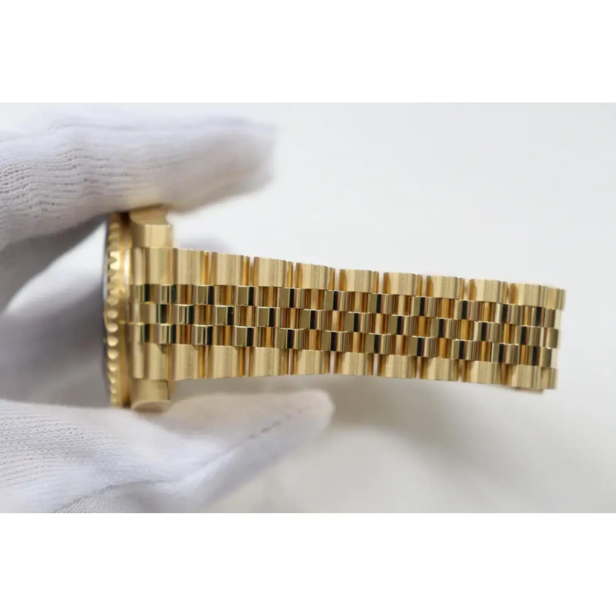 Rolex GMT-Master II 18K Yellow Gold Jubilee Black Dial Men Watch 126718 In Excellent Condition For Sale In New York, NY