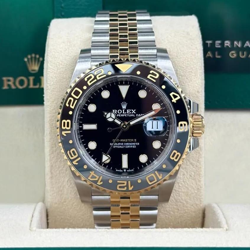 Brand new. Comes with original box and papers.

