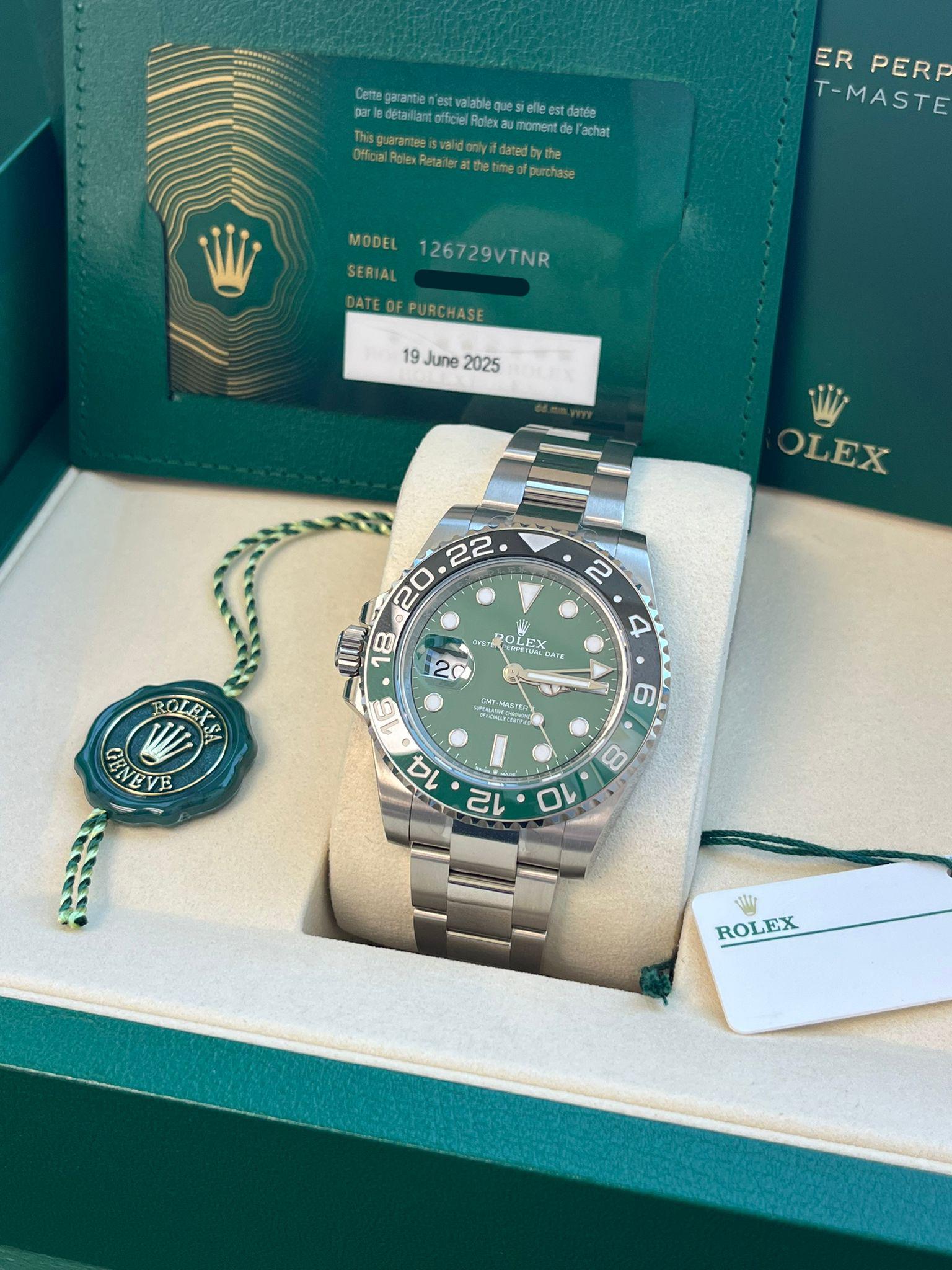 Rolex GMT-Master II 40mm Green Dial White Gold Oyster Bracelet Watch 126729VTNR For Sale 5