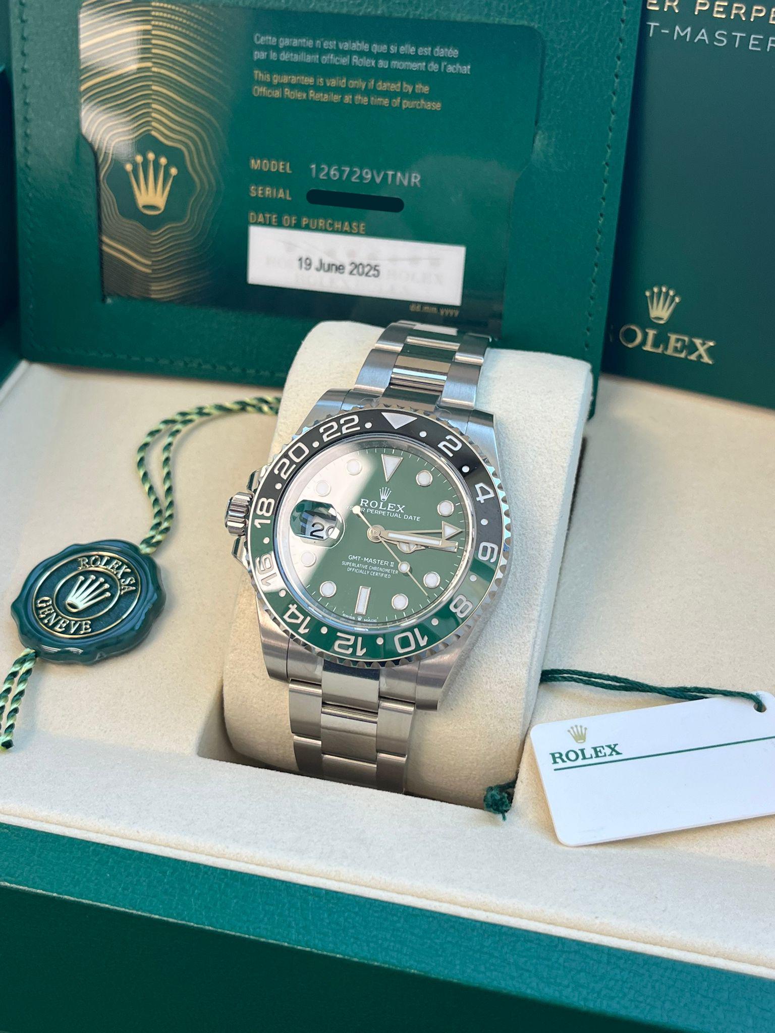 Rolex GMT-Master II 40mm Green Dial White Gold Oyster Bracelet Watch 126729VTNR For Sale 7