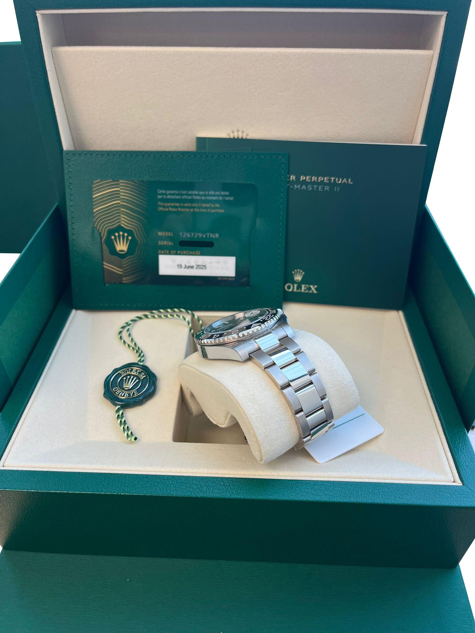 Rolex GMT-Master II 40mm Green Dial White Gold Oyster Bracelet Watch 126729VTNR For Sale 11