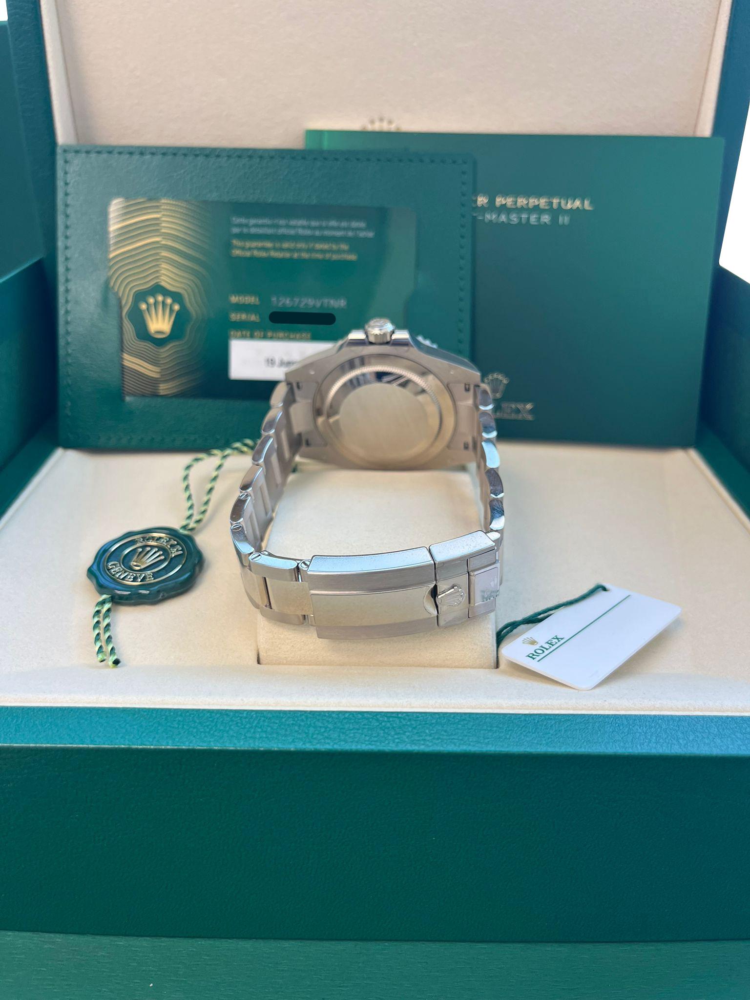 Rolex GMT-Master II 40mm Green Dial White Gold Oyster Bracelet Watch 126729VTNR For Sale 15