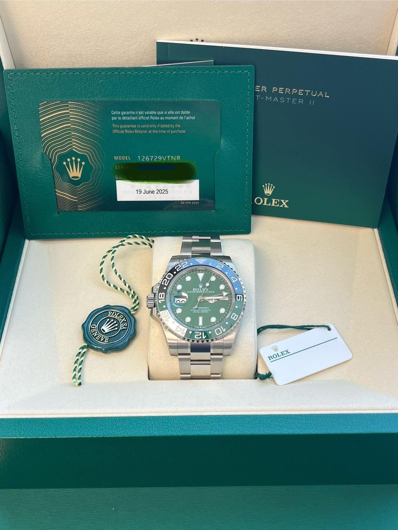 Women's or Men's Rolex GMT-Master II 40mm Green Dial White Gold Oyster Bracelet Watch 126729VTNR For Sale