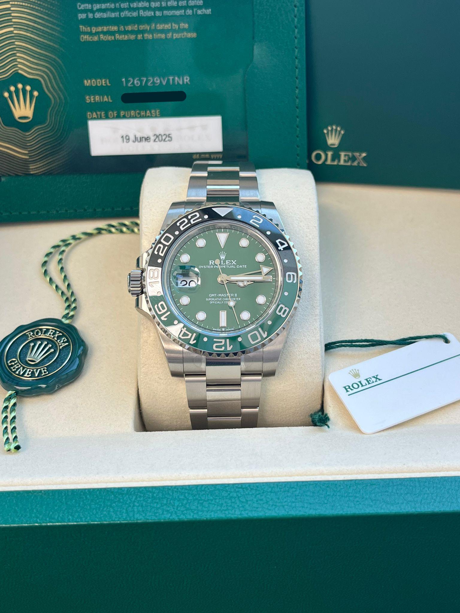 Rolex GMT-Master II 40mm Green Dial White Gold Oyster Bracelet Watch 126729VTNR For Sale 1