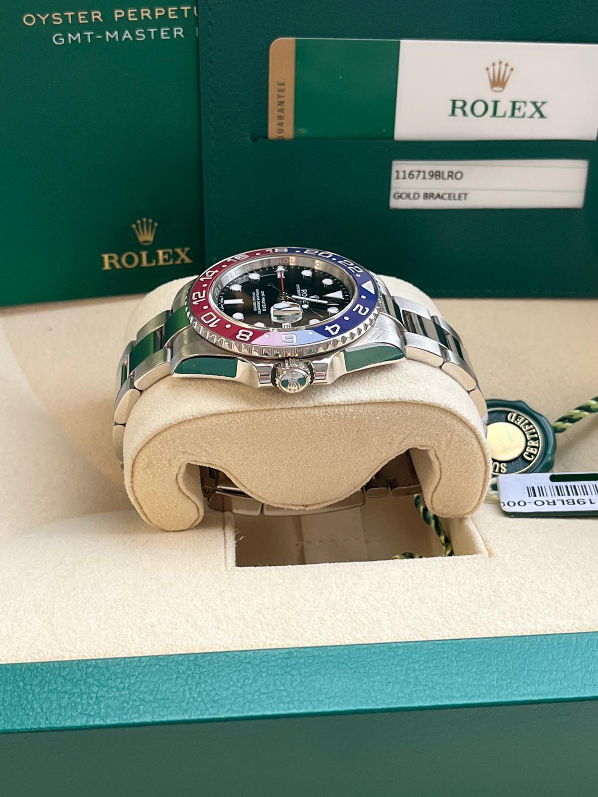 Rolex GMT-Master II 40mm Pepsi Black Dial 18K White Gold Oyster Watch 116719BLRO For Sale 4