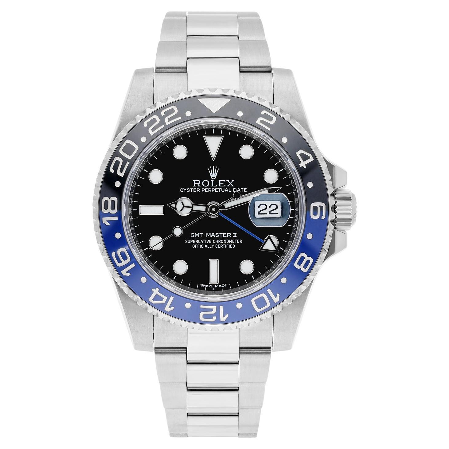This Rolex GMT-Master II comes in a 40mm stainless steel case with matching oyster bracelet. The bi-directional bezel is made out of blue and black ceramic and can be used to tell the time in multiple time zones simultaneously. This Rolex comes