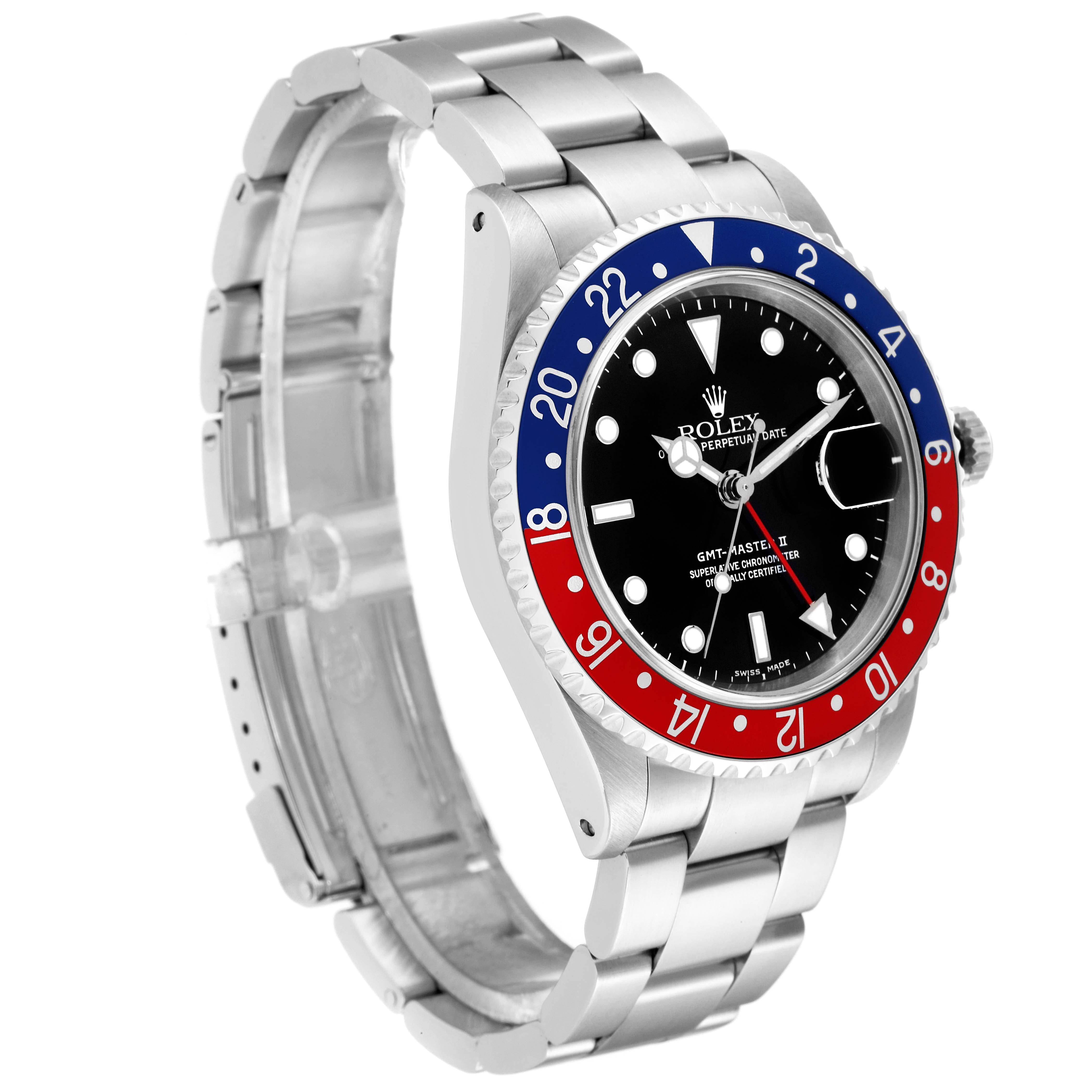 Rolex GMT Master II Blue Red Pepsi Bezel Steel Mens Watch 16710 In Excellent Condition In Atlanta, GA