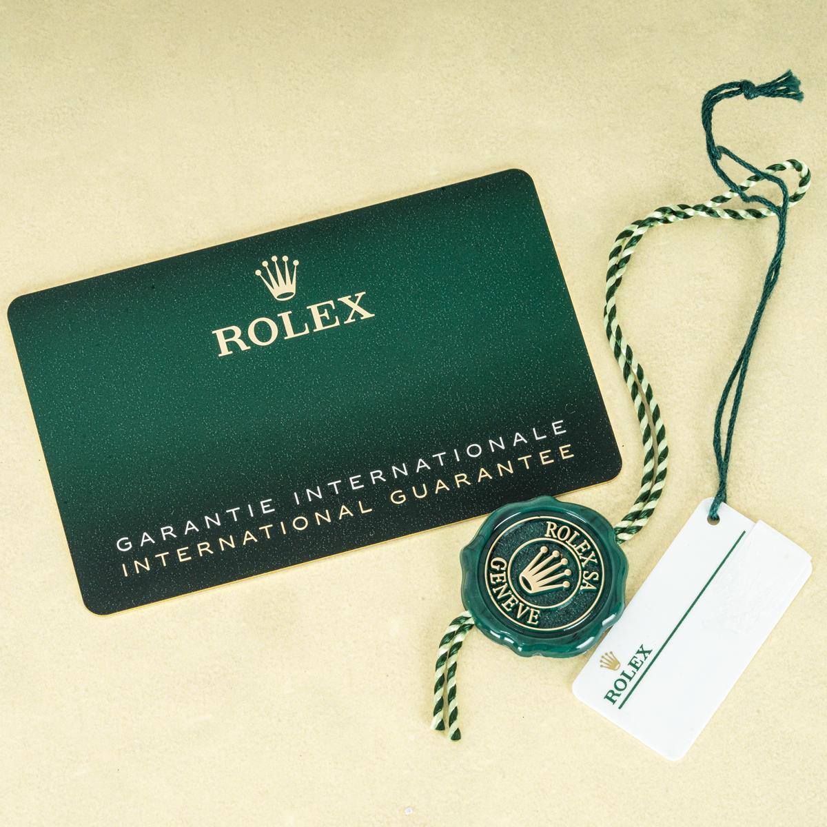 Rolex GMT-Master II Bruce Wayne 126710GRNR 2