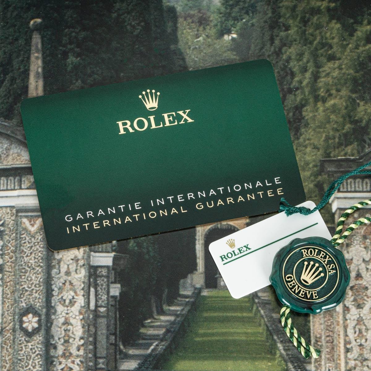 Rolex GMT-Master II Bruce Wayne 126710GRNR 3