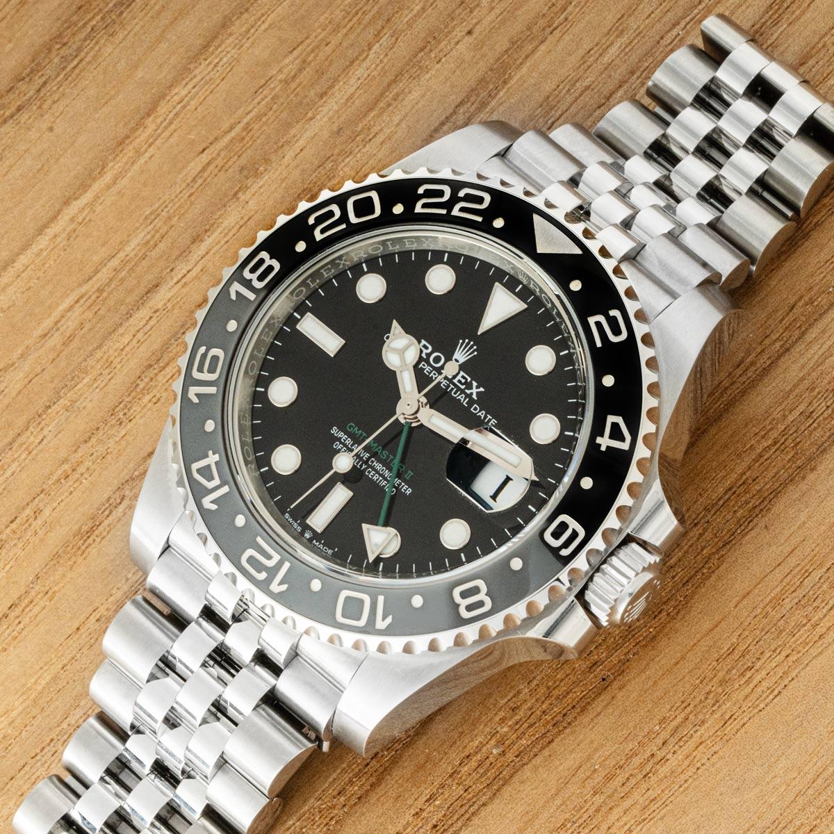 Rolex GMT-Master II Bruce Wayne 126710GRNR 4