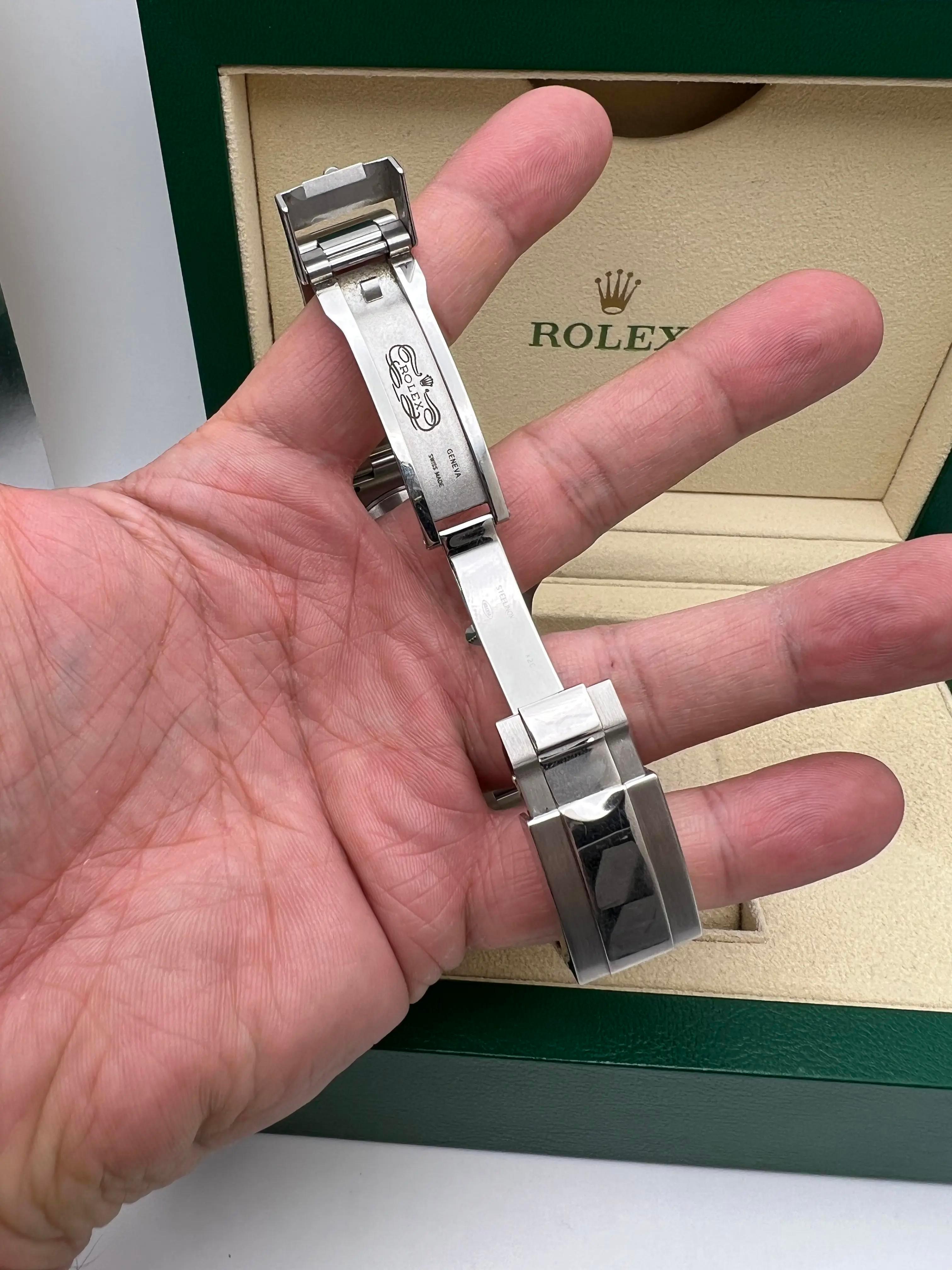 Rolex GMT Master II Custom Meteorit Pepsi 40mm 116710LN BLRO Superman Vollständiger Satz im Angebot 9