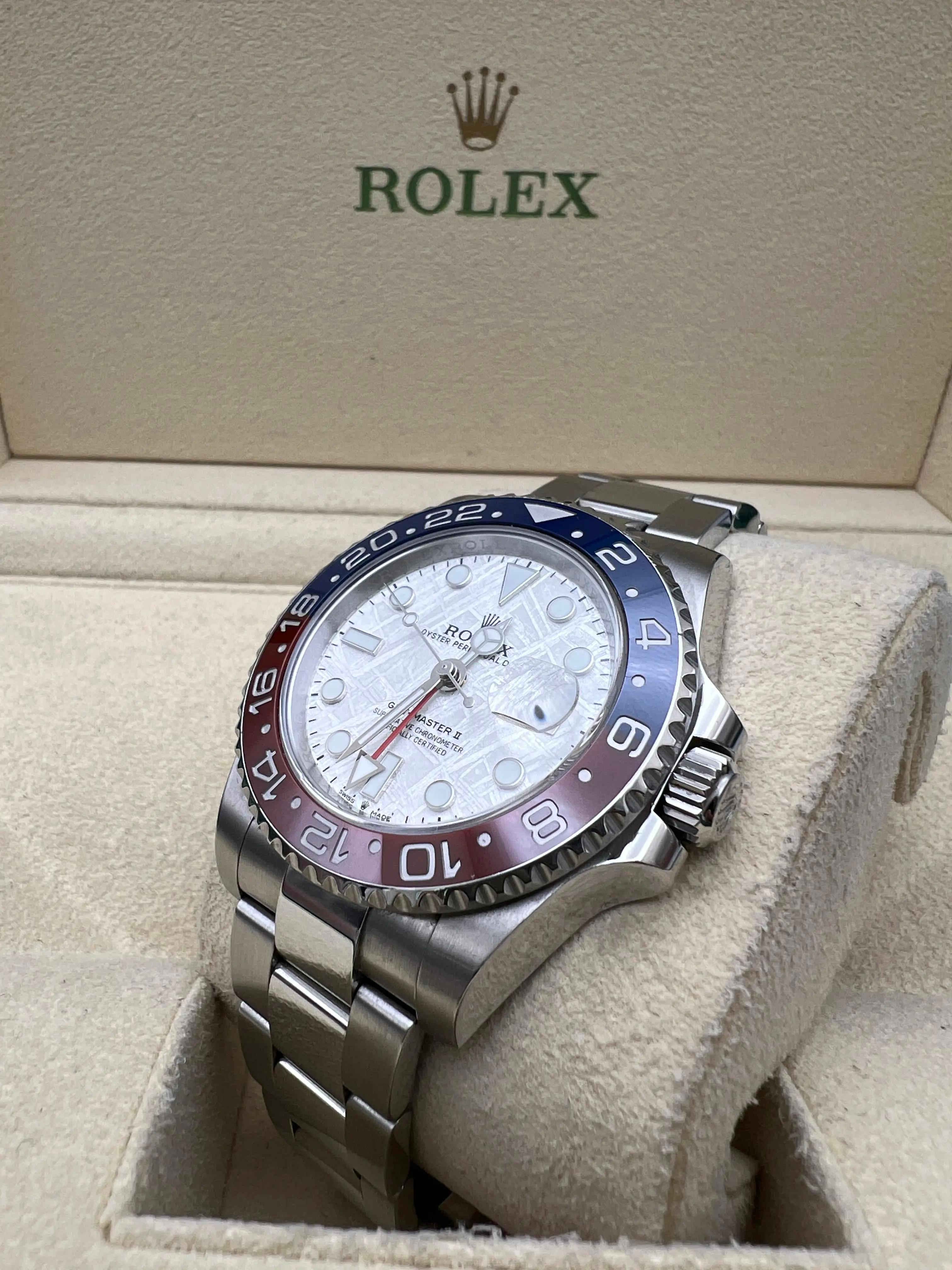Rolex GMT Master II Custom Meteorit Pepsi 40mm 116710LN BLRO Superman Vollständiger Satz im Angebot 1