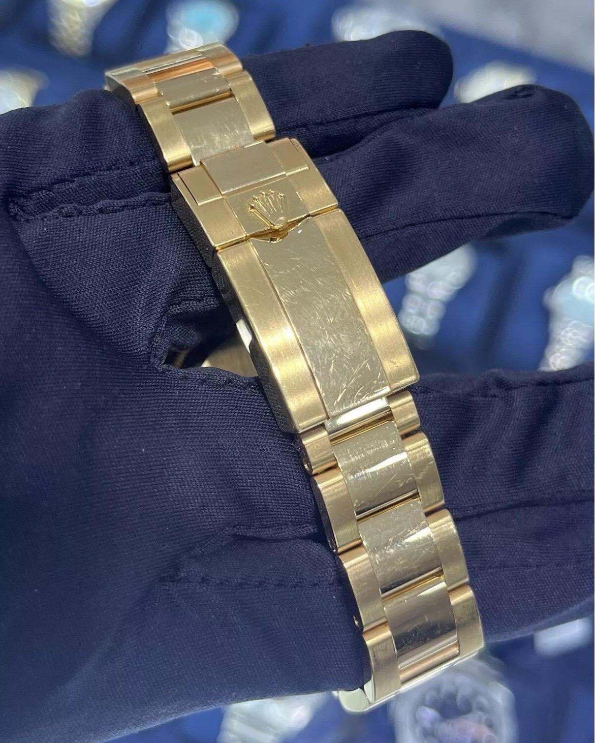 Rolex GMT-Master II Esfera VERDE Cerámica Negra Oro Amarillo 18K 40mm Oyster 116718 en venta 9