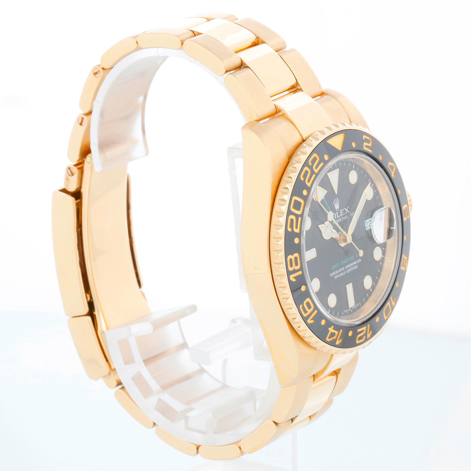 Montre Rolex GMT-Master II pour homme en or jaune 18 carats 116718 en vente 3