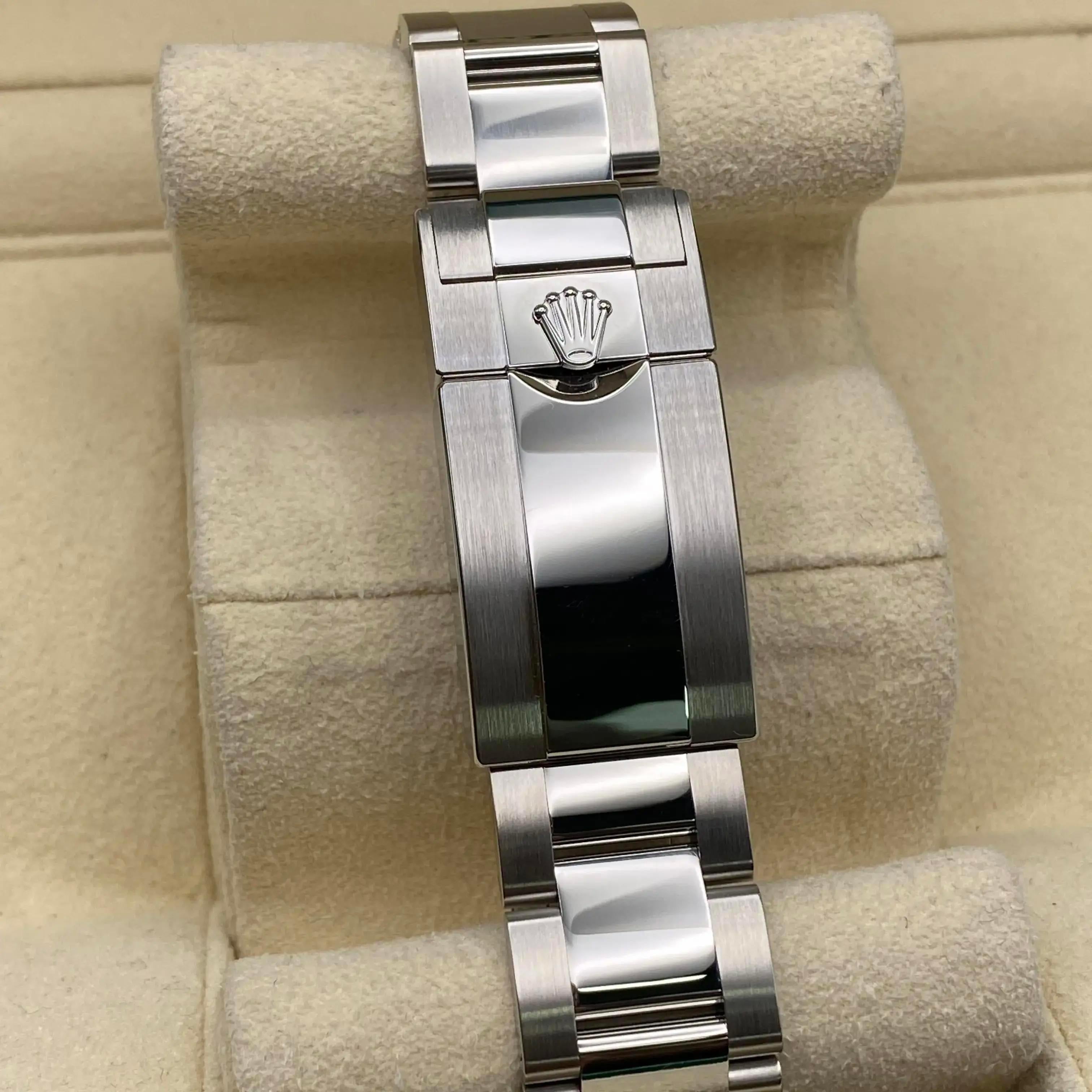 Rolex GMT-Master II Pepsi 126710BLRO Stahl Schwarzes Zifferblatt Automatikuhr B&P im Angebot 3