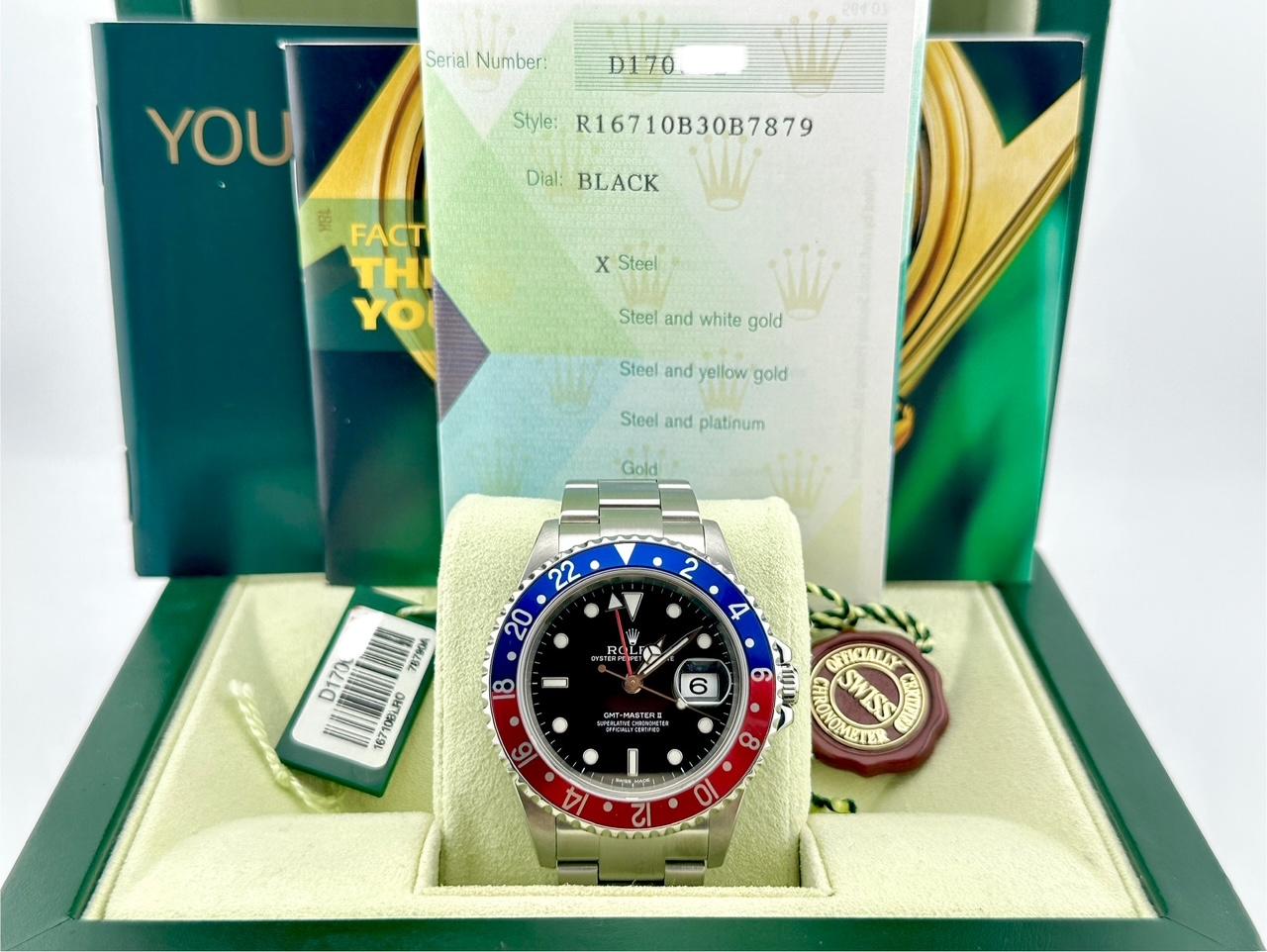 Número de estilo: 16710

De serie: D170***

Año: 2006

Model No: Rolex GMT Master II

Material de la caja: Acero inoxidable

Banda: Acero inoxidable

Bisel: Bisel azul y rojo 