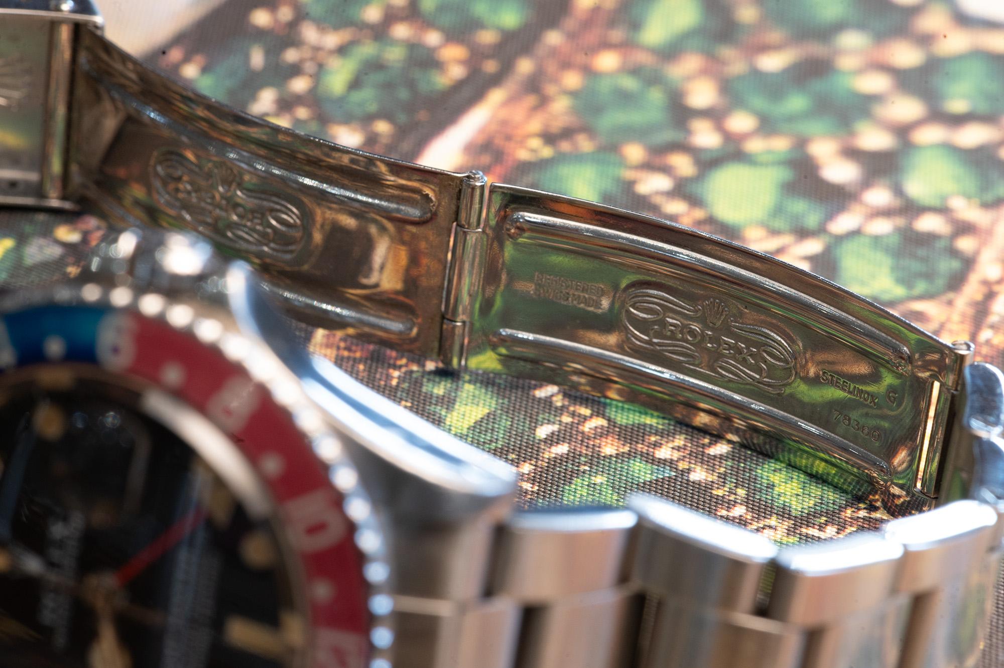 Diese seltene Rolex GMT verfügt über ihren originalen, ikonischen rot-blauen 