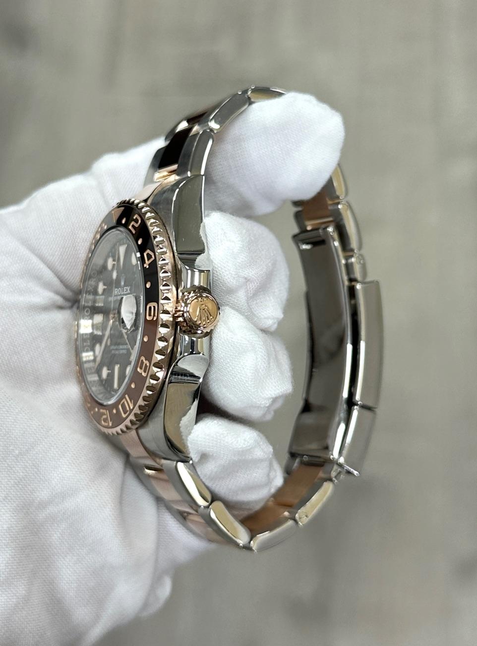 Rolex GMT Master II Root Beer 126711CHNR Ceramica Oro Rosa 18K Acciaio Scatola Libretto in vendita 3
