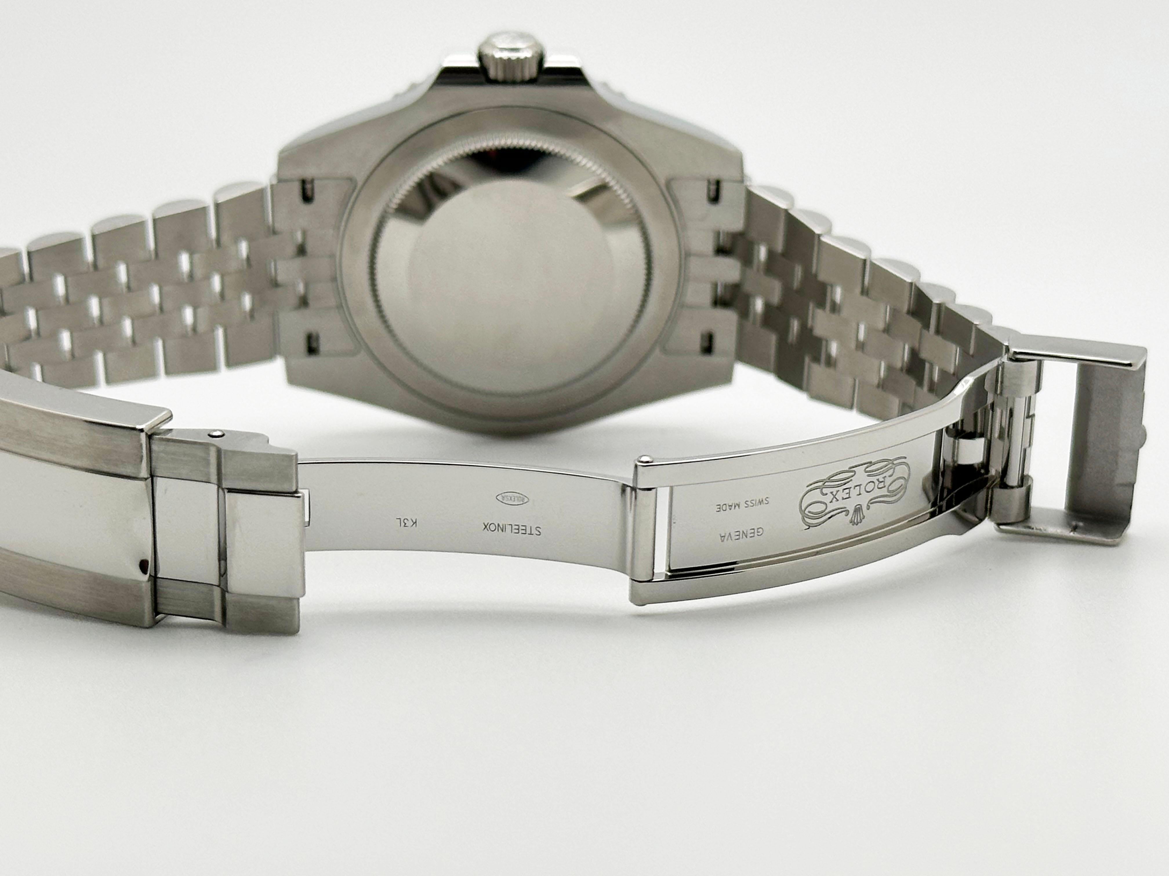 Rolex GMT Master II Sprite 126720VTNR Green Black Jubilee Stainless Box Paper en venta 4