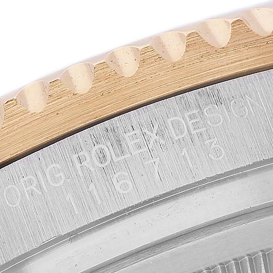 Rolex GMT Master II Herrenuhr aus Gelbgold mit schwarzem Zifferblatt 116713 Boxkarte im Angebot 4