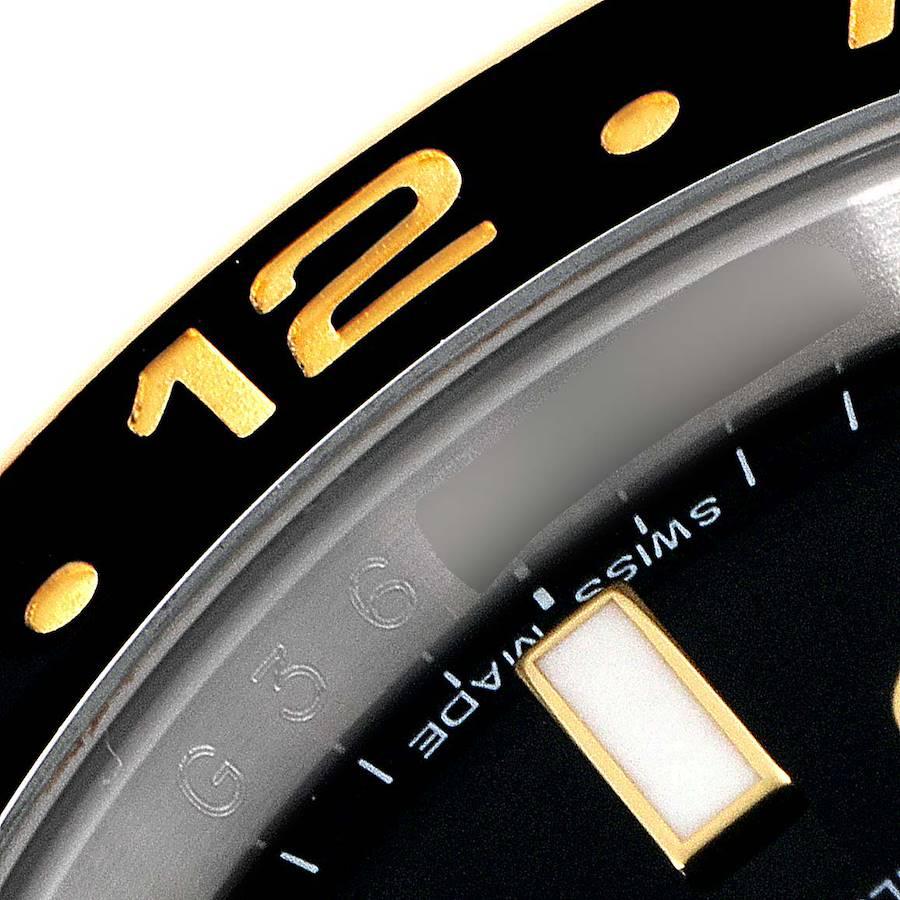 Rolex GMT Master II Oro Giallo Acciaio Quadrante Nero Orologio Uomo 116713 In condizioni buone in vendita a Atlanta, GA