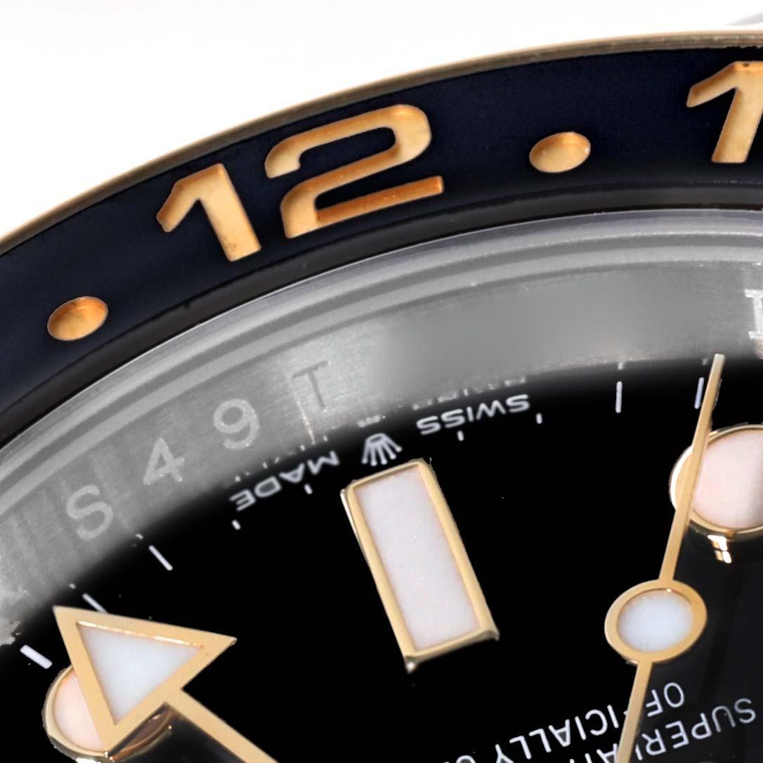 Rolex GMT Master II Montre pour hommes 126713 avec lunette en acier gris et or jaune en vente 1