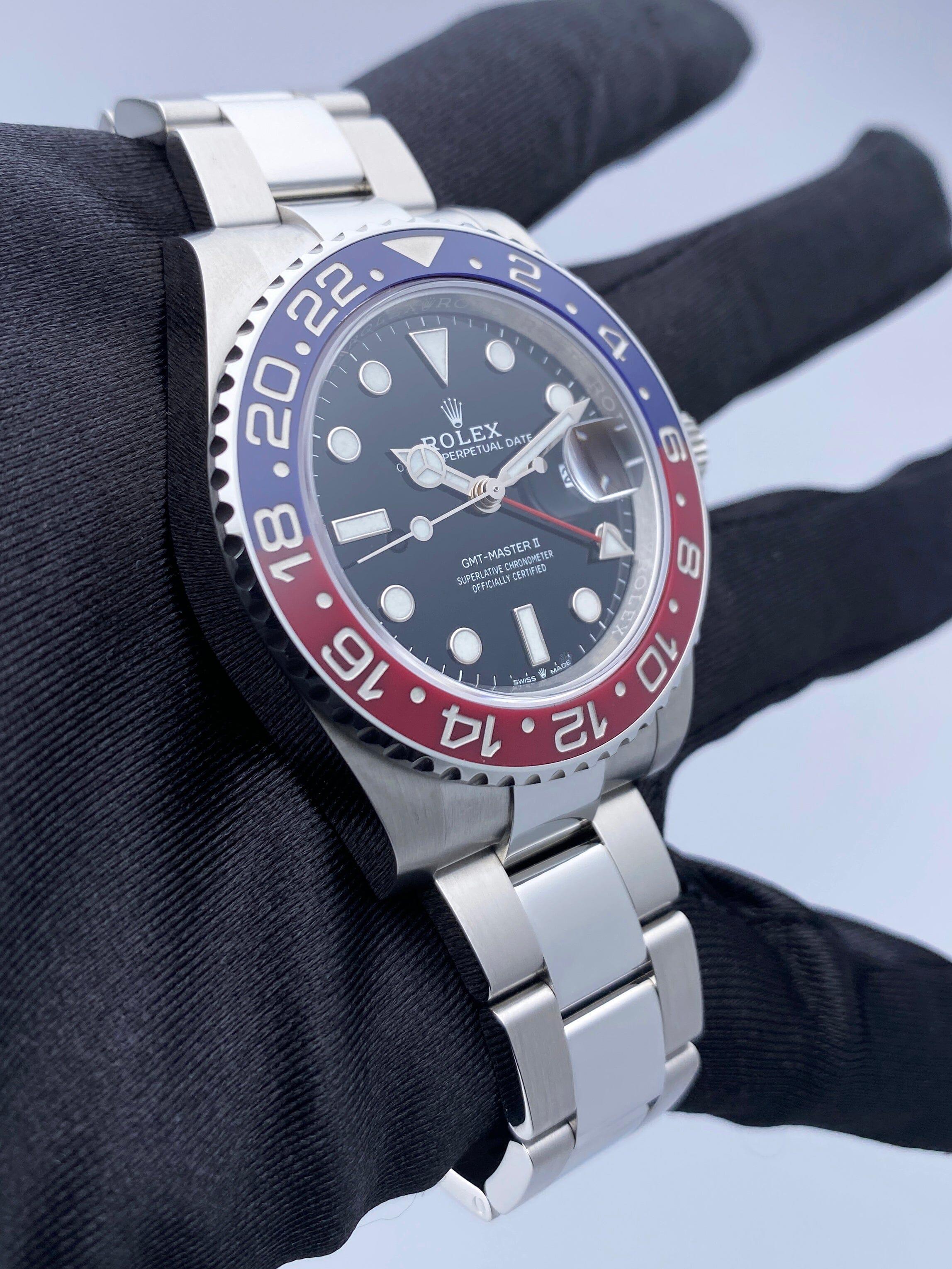 Rolex GMT-MASTER ll 126710BLRO 