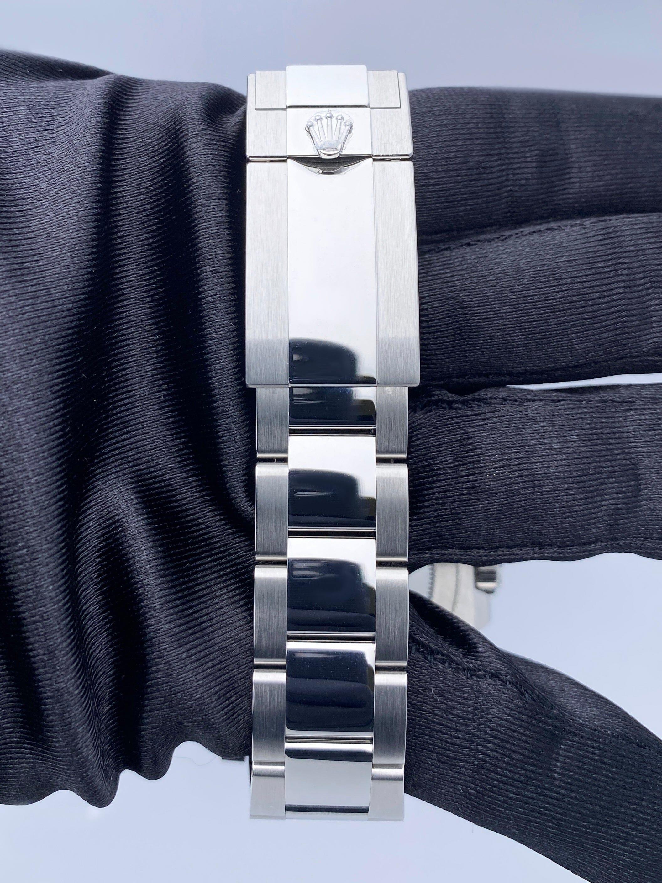 Rolex GMT-MASTER ll 126710BLRO 